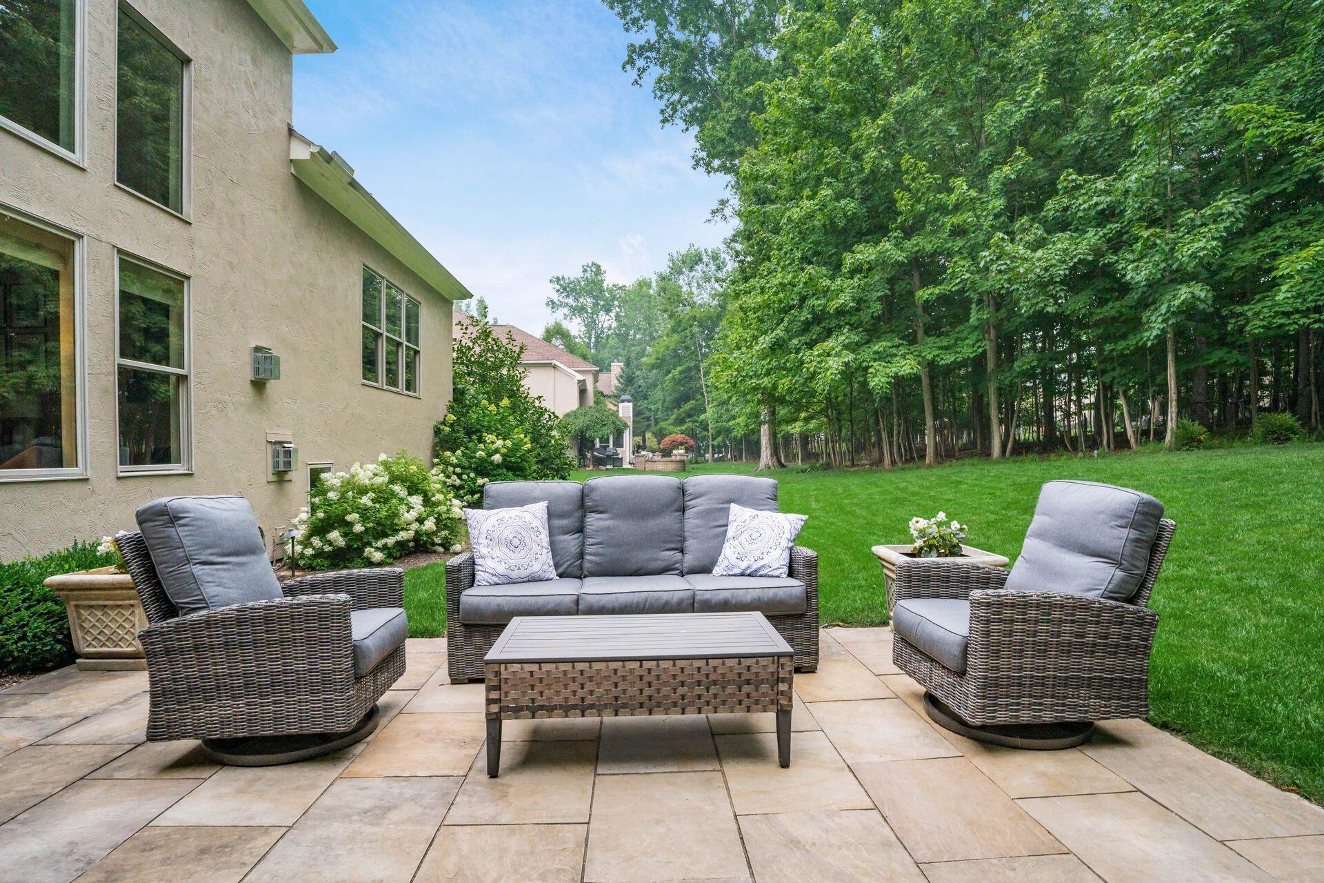 5598 Lynbrook Lane