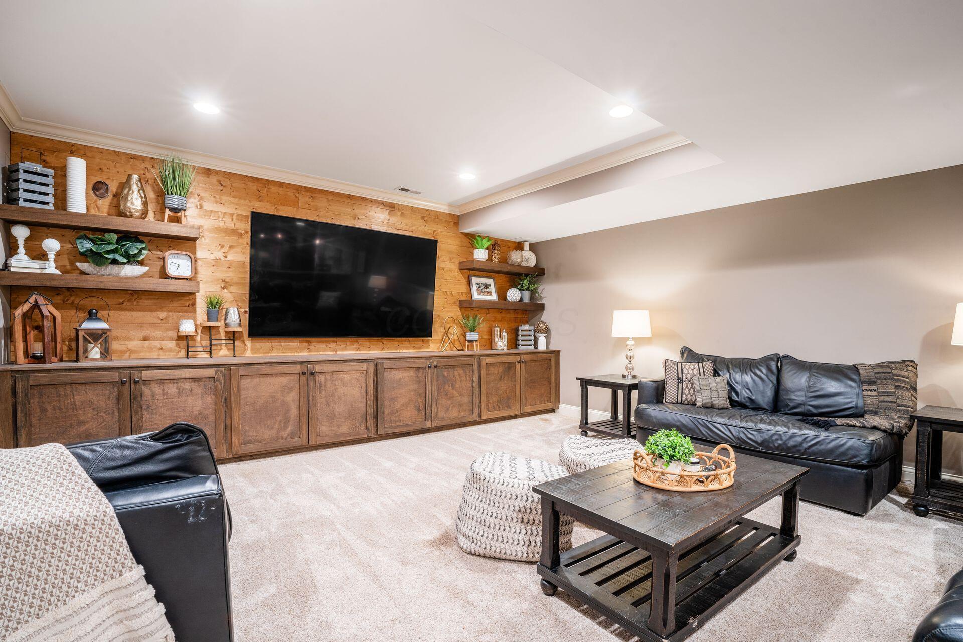 5598 Lynbrook Lane