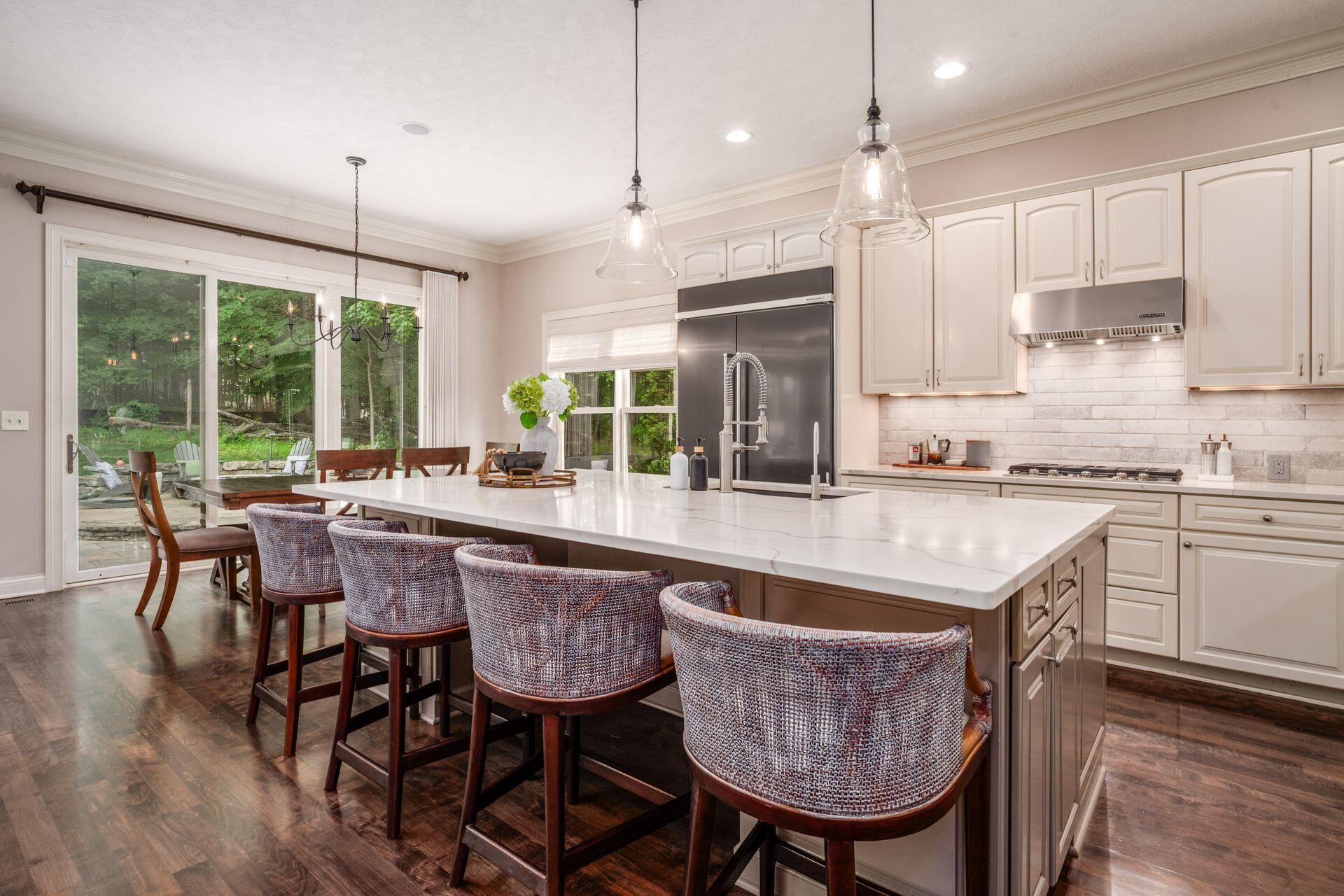 5598 Lynbrook Lane