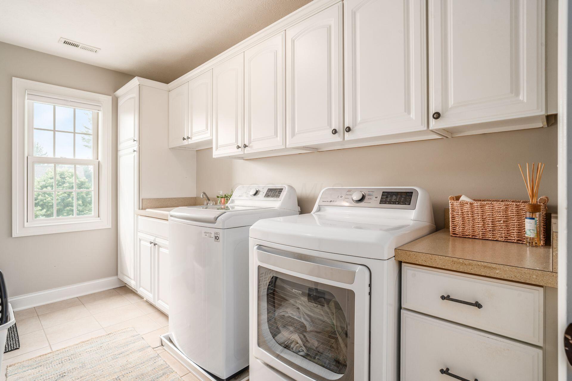 5598 Lynbrook Lane