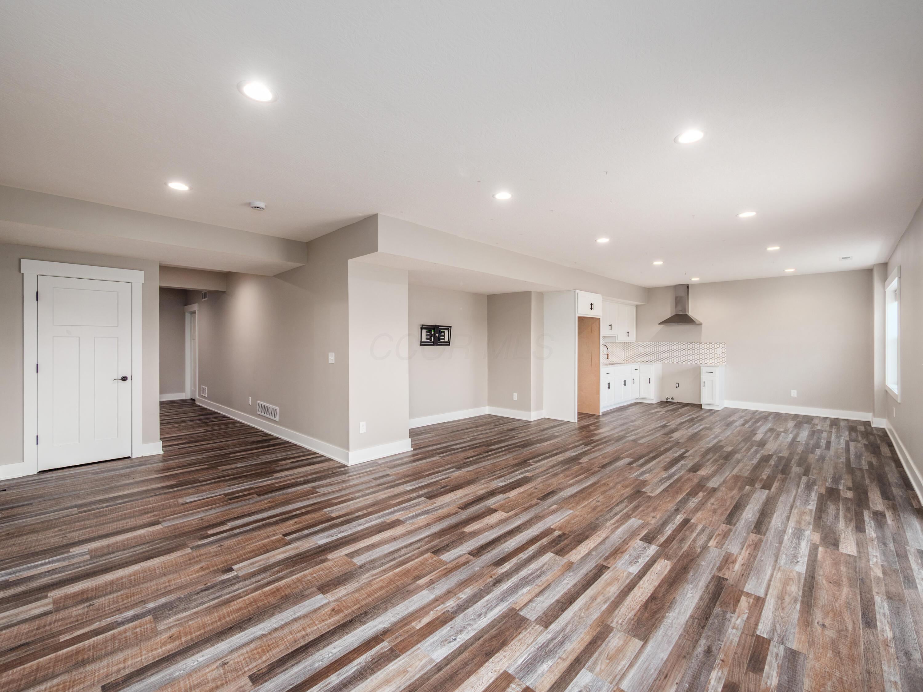 2338 Jaxton Court