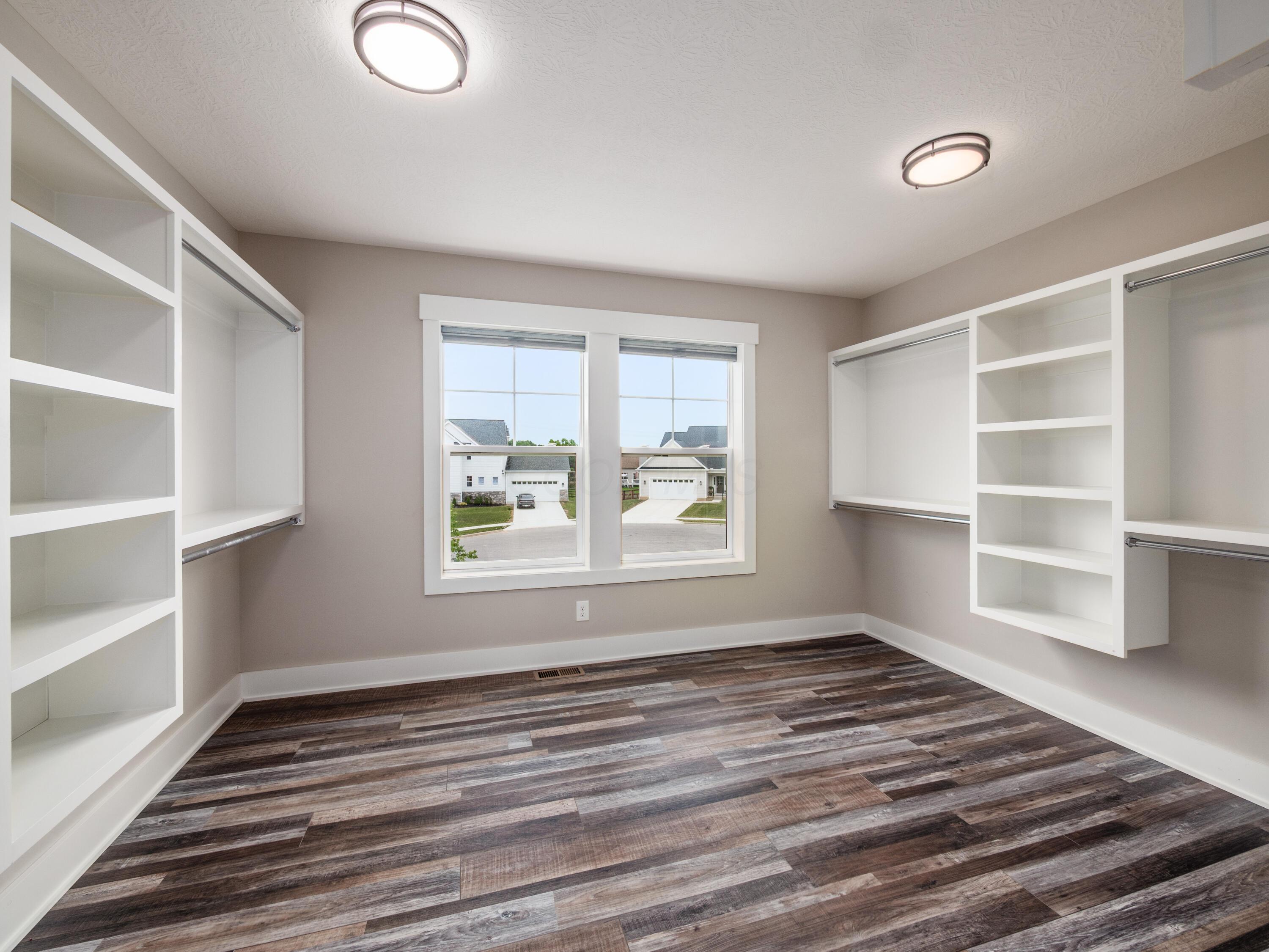 2338 Jaxton Court