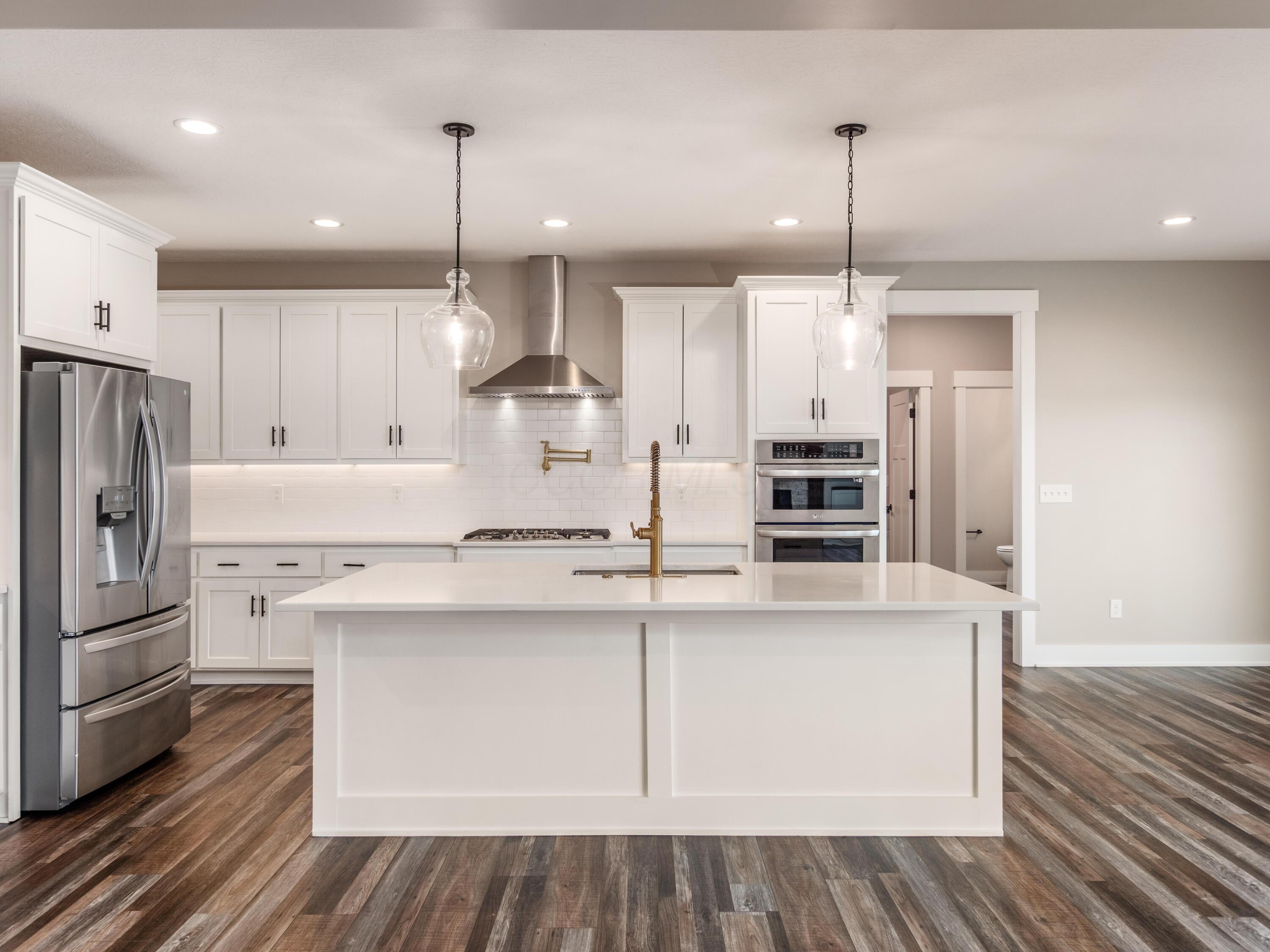 2338 Jaxton Court