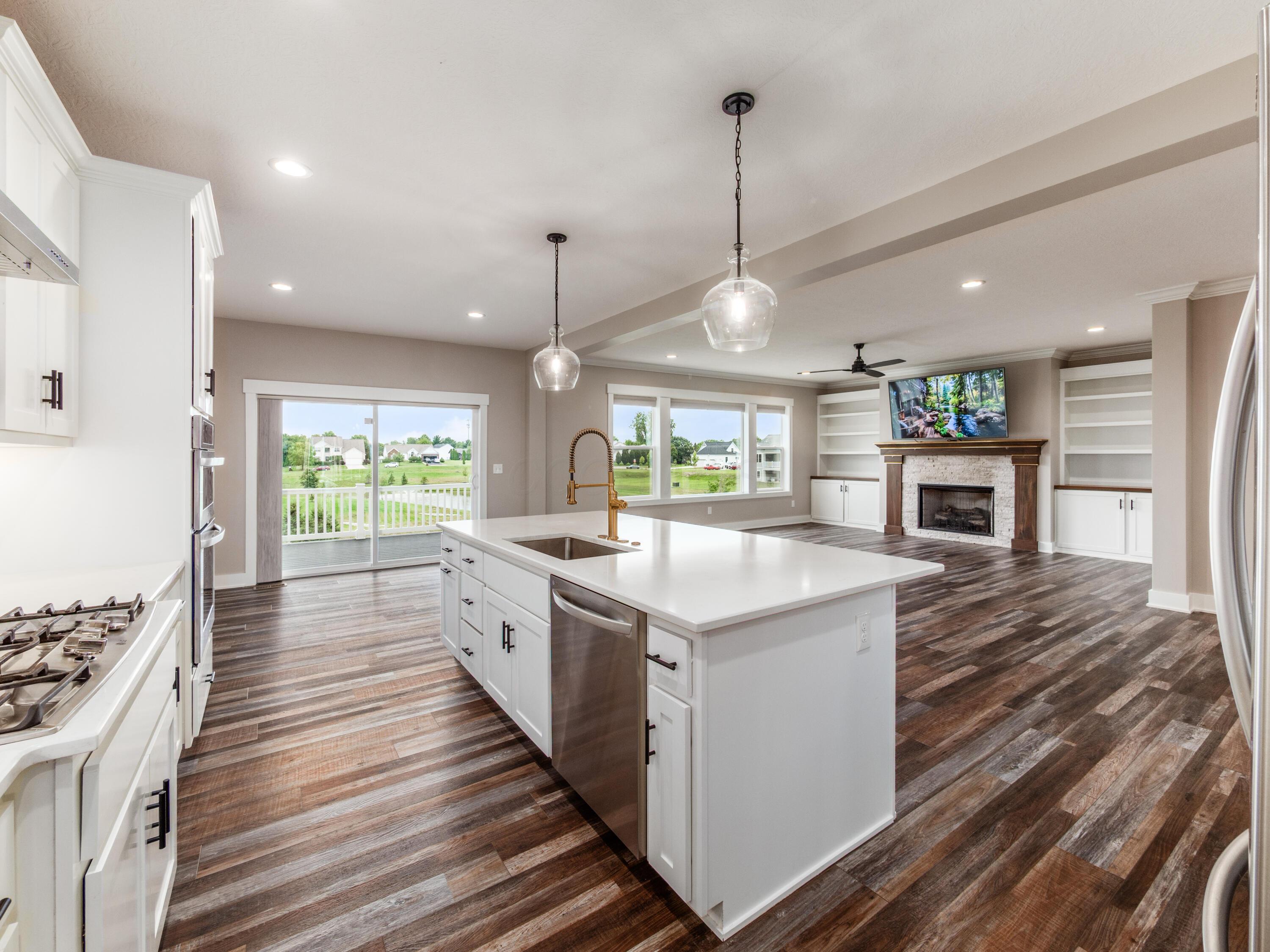 2338 Jaxton Court