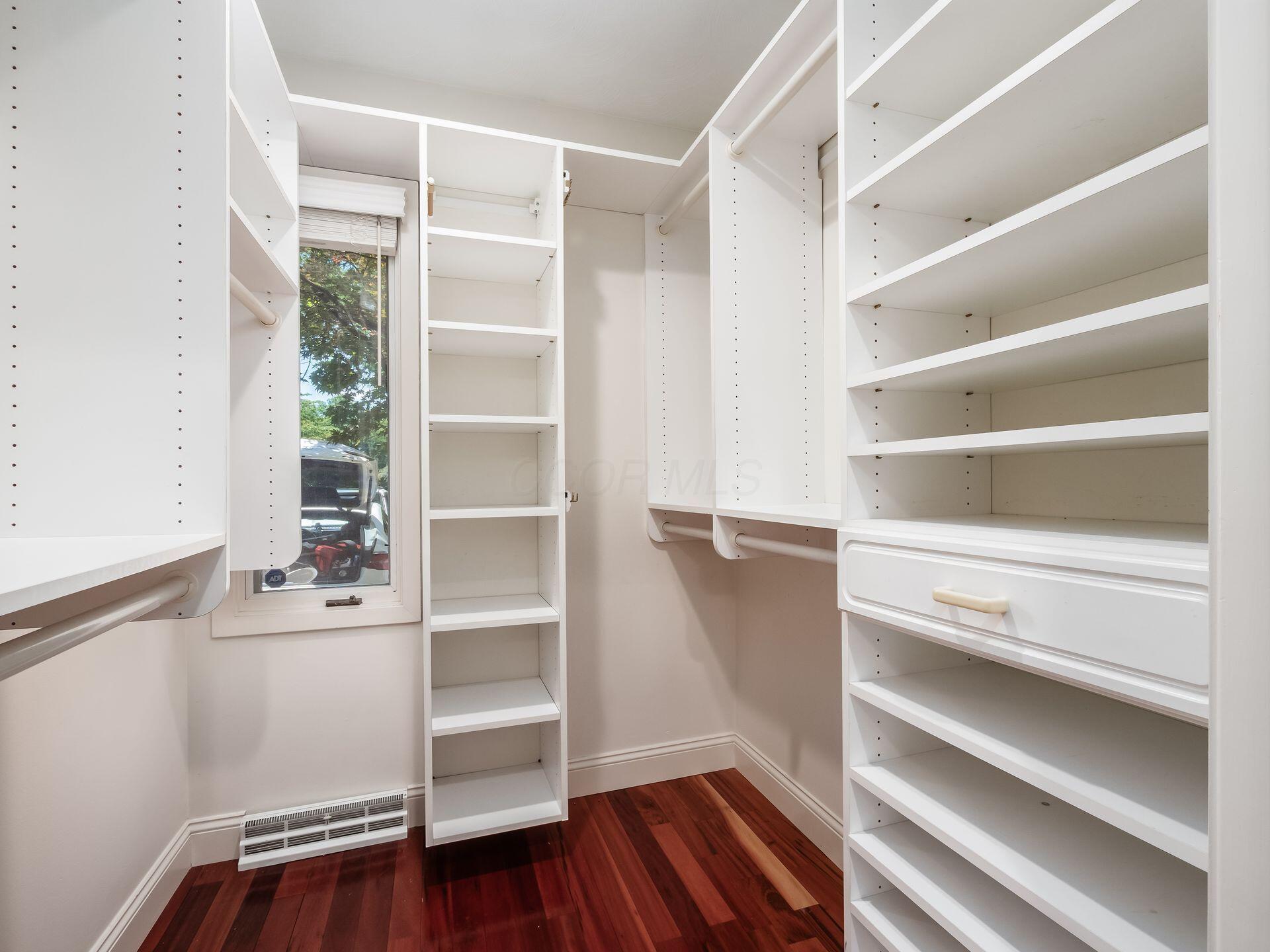 2318 Starleaf Lane