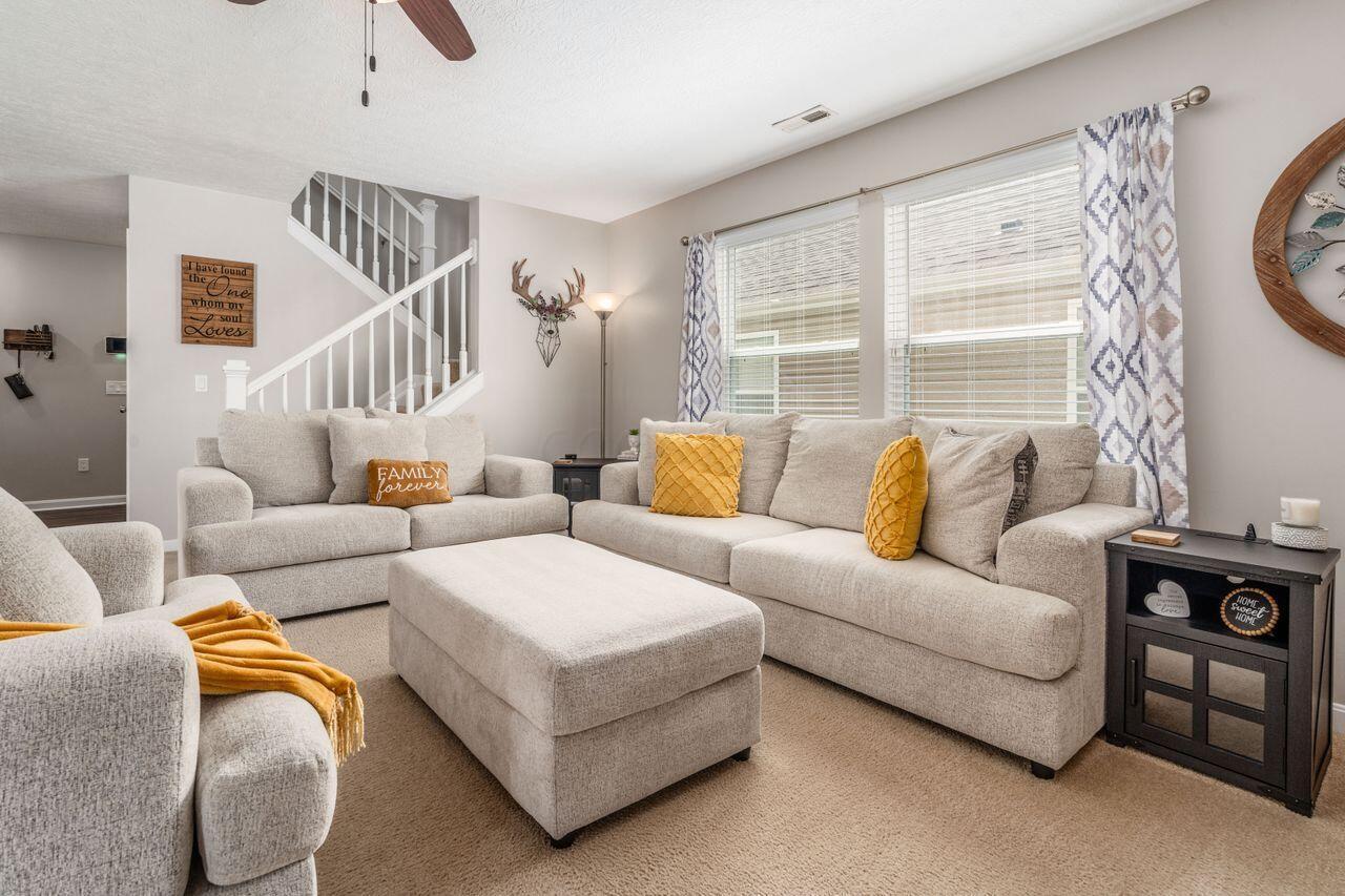 6862 Riding Trail Drive
