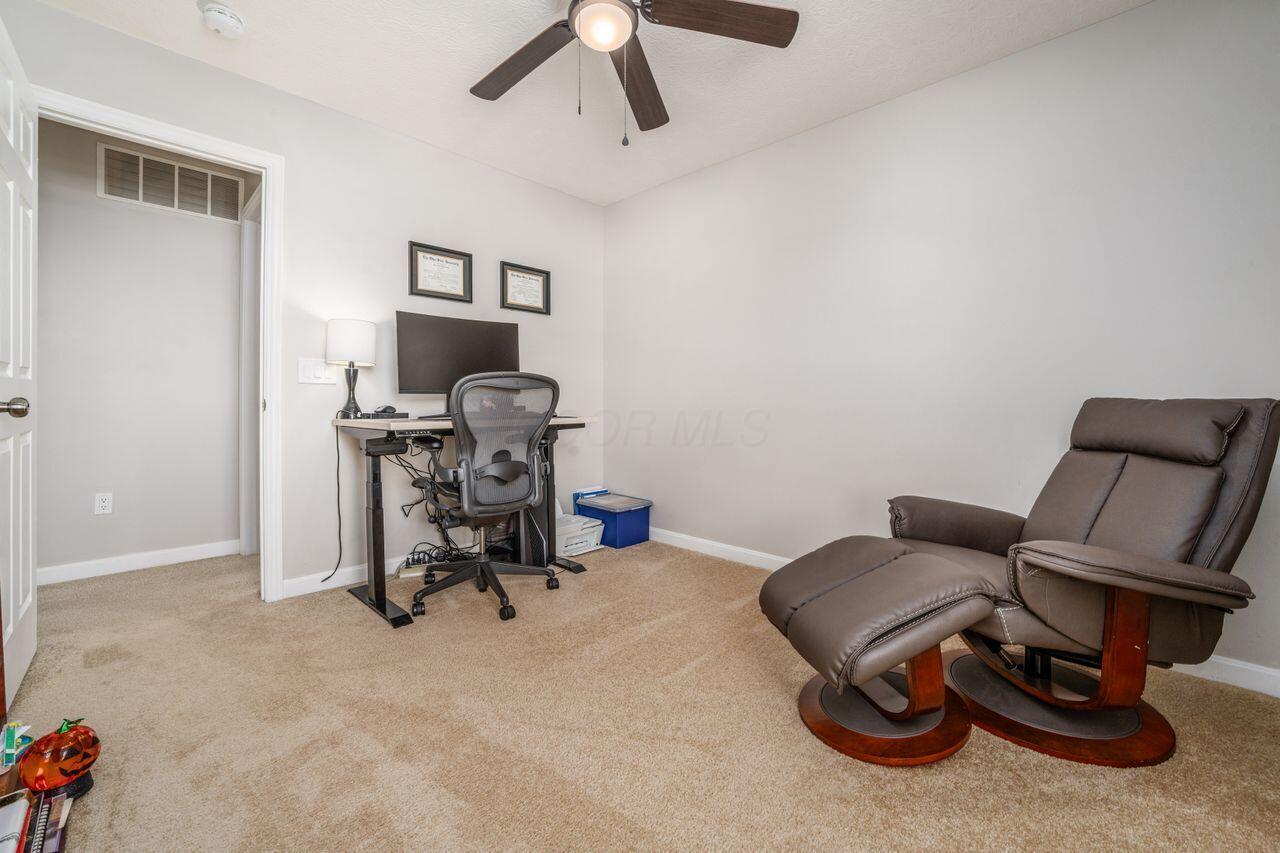 6862 Riding Trail Drive