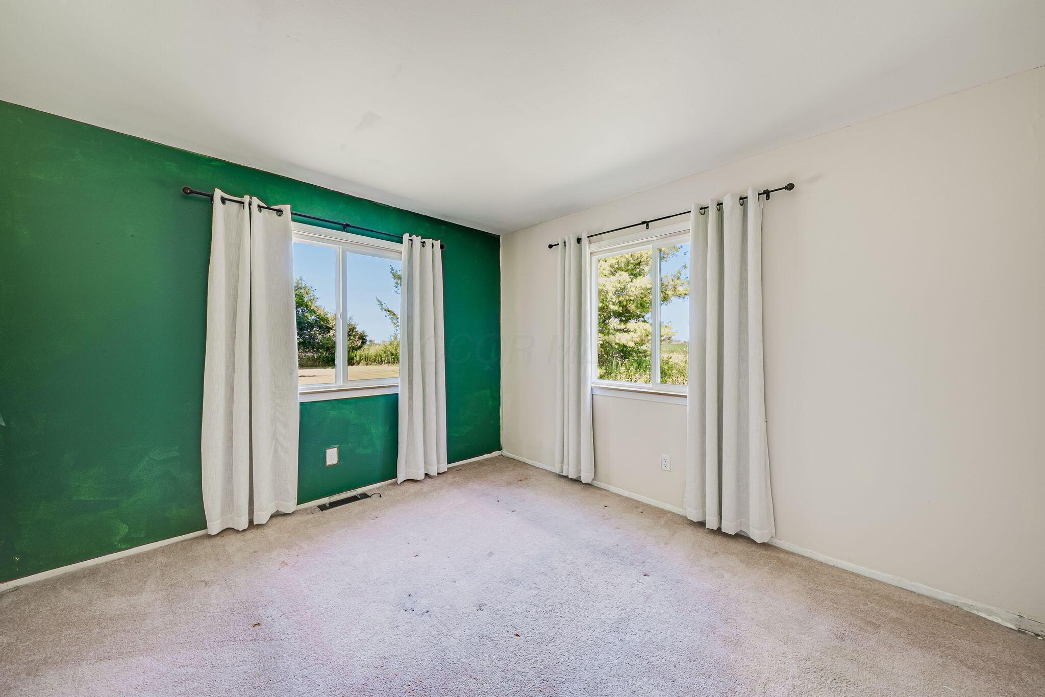 4633 Steamtown Road