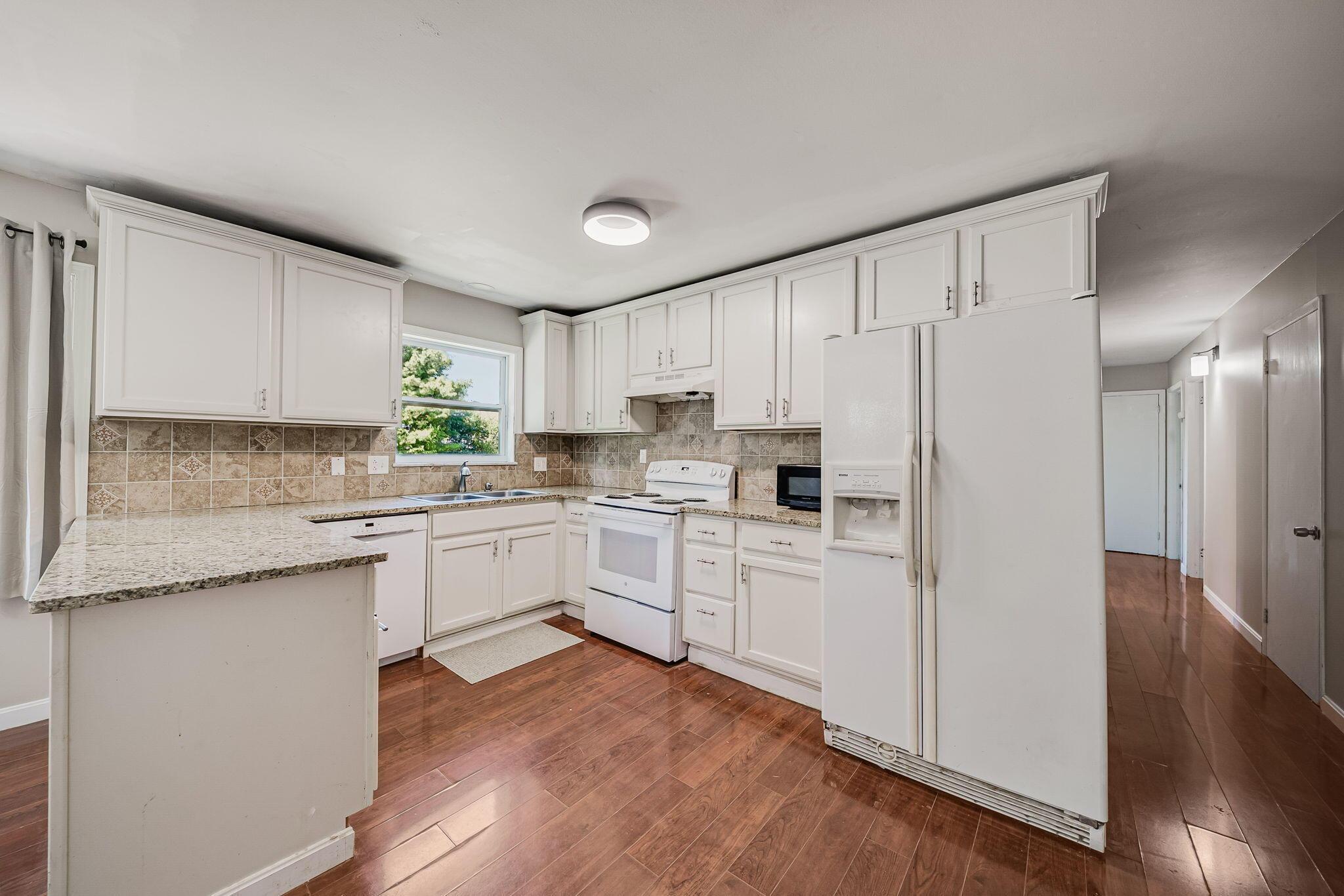 4633 Steamtown Road