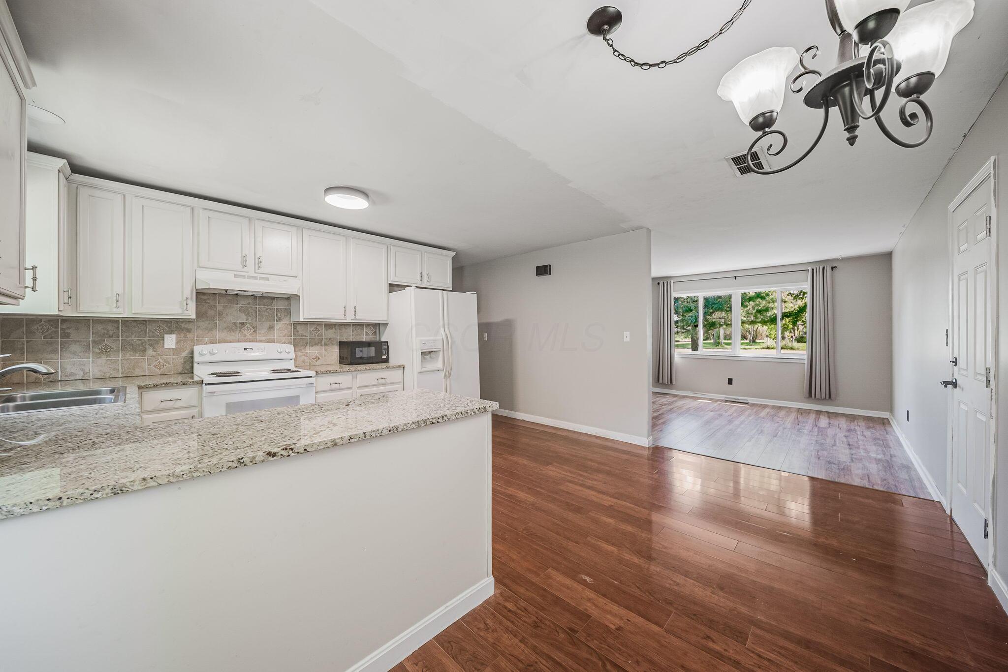 4633 Steamtown Road