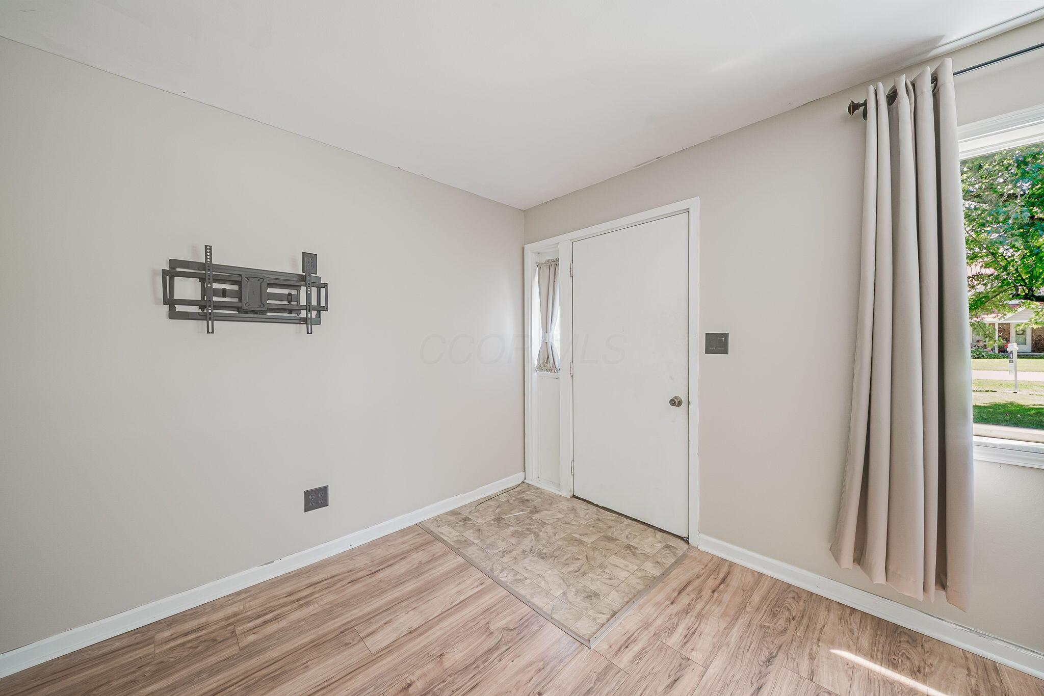 4633 Steamtown Road