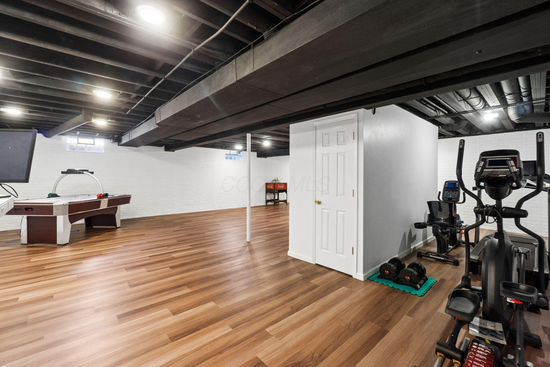 8069 Saybrook Drive