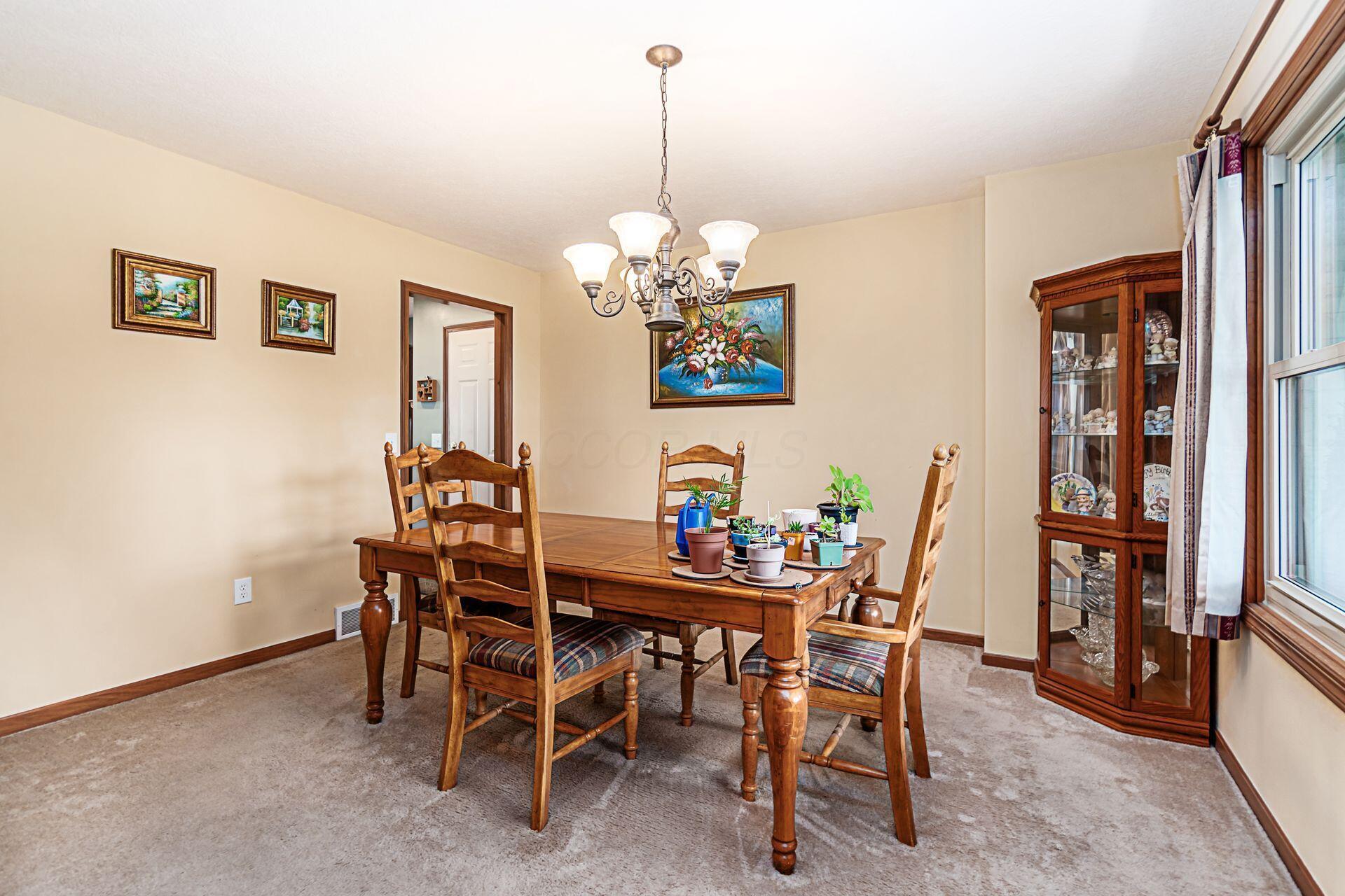 2523 Horseshoe Road