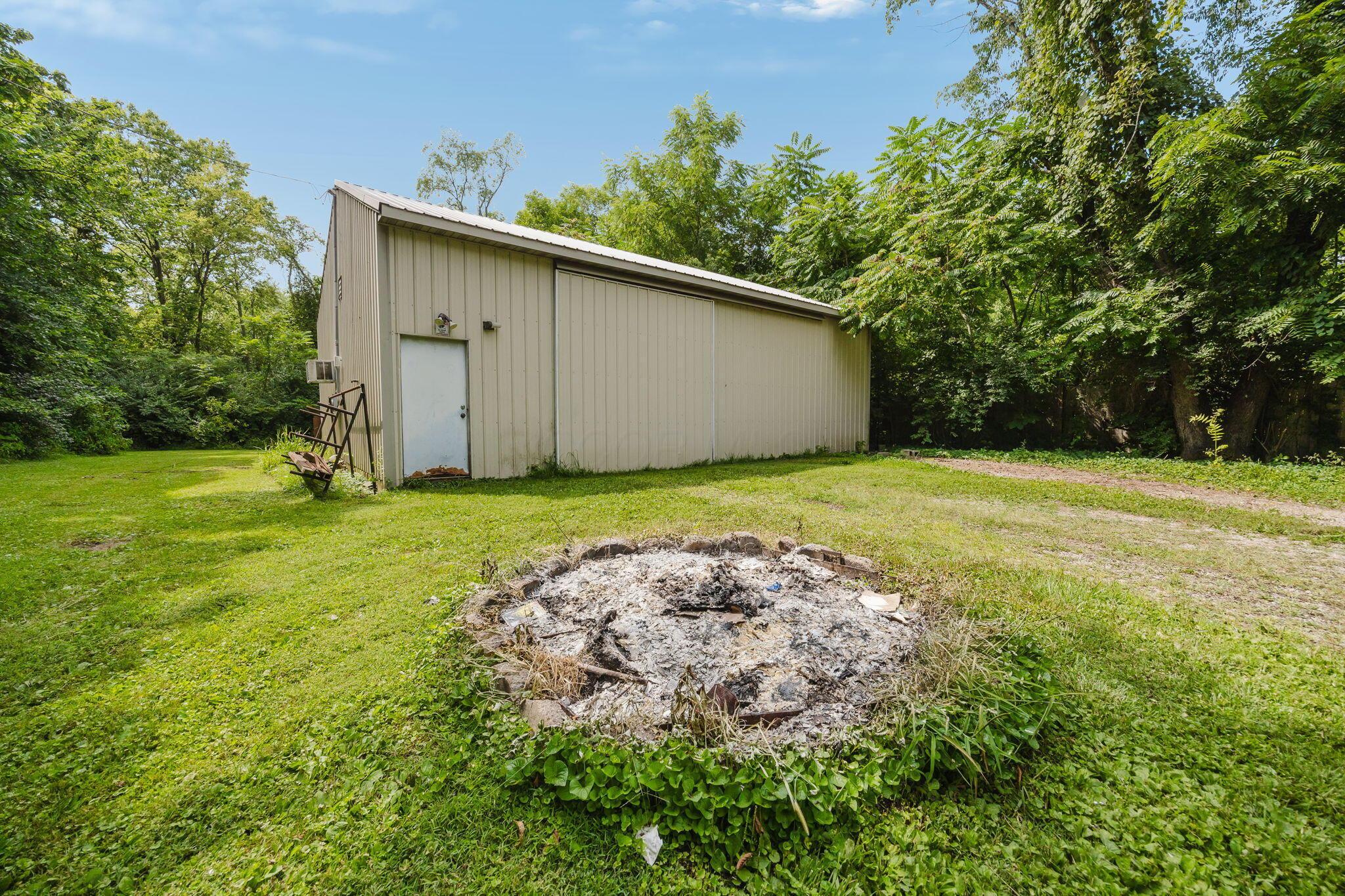 3147 Mechanicsburg Road