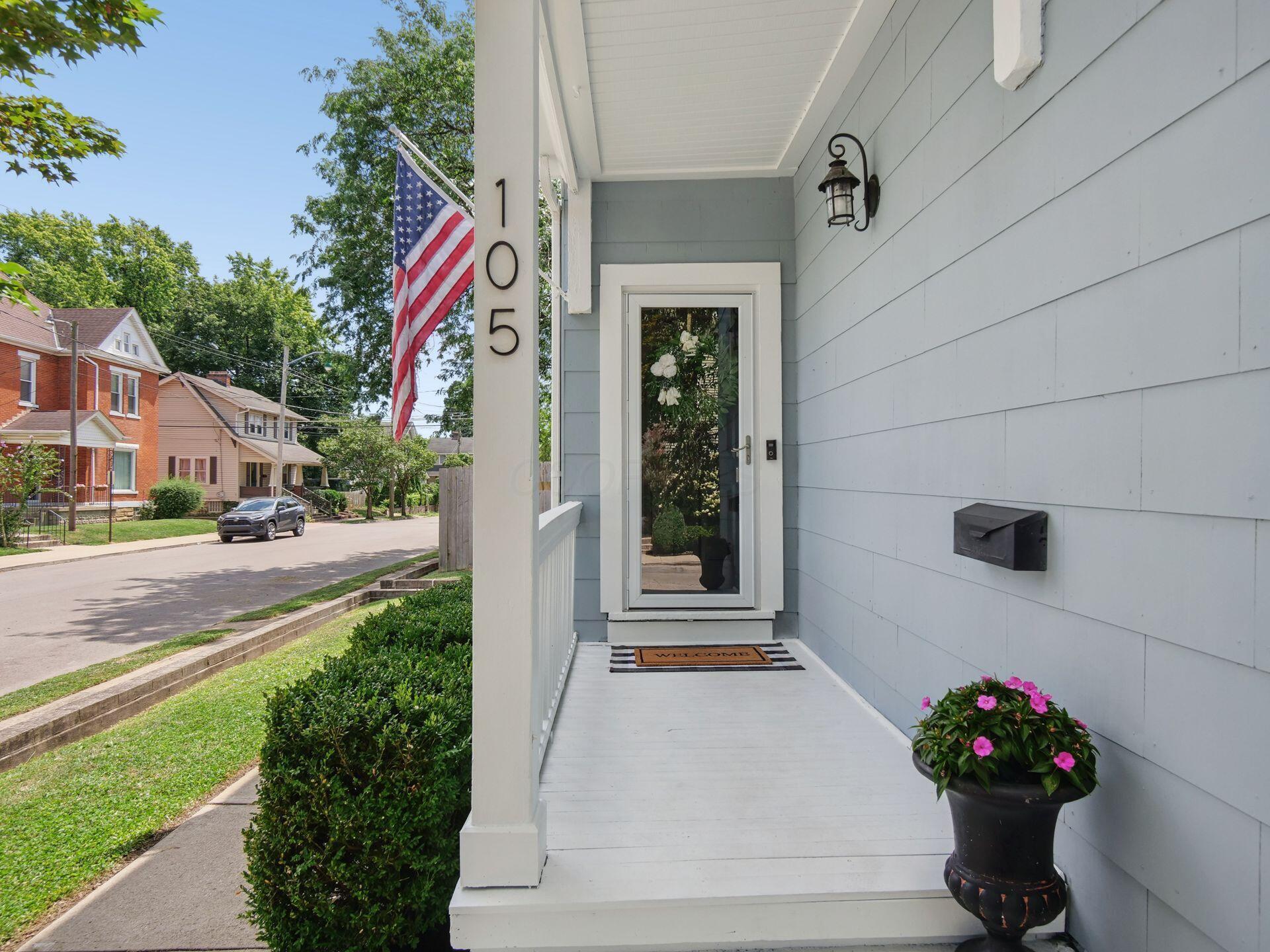 105 E Gates Street
