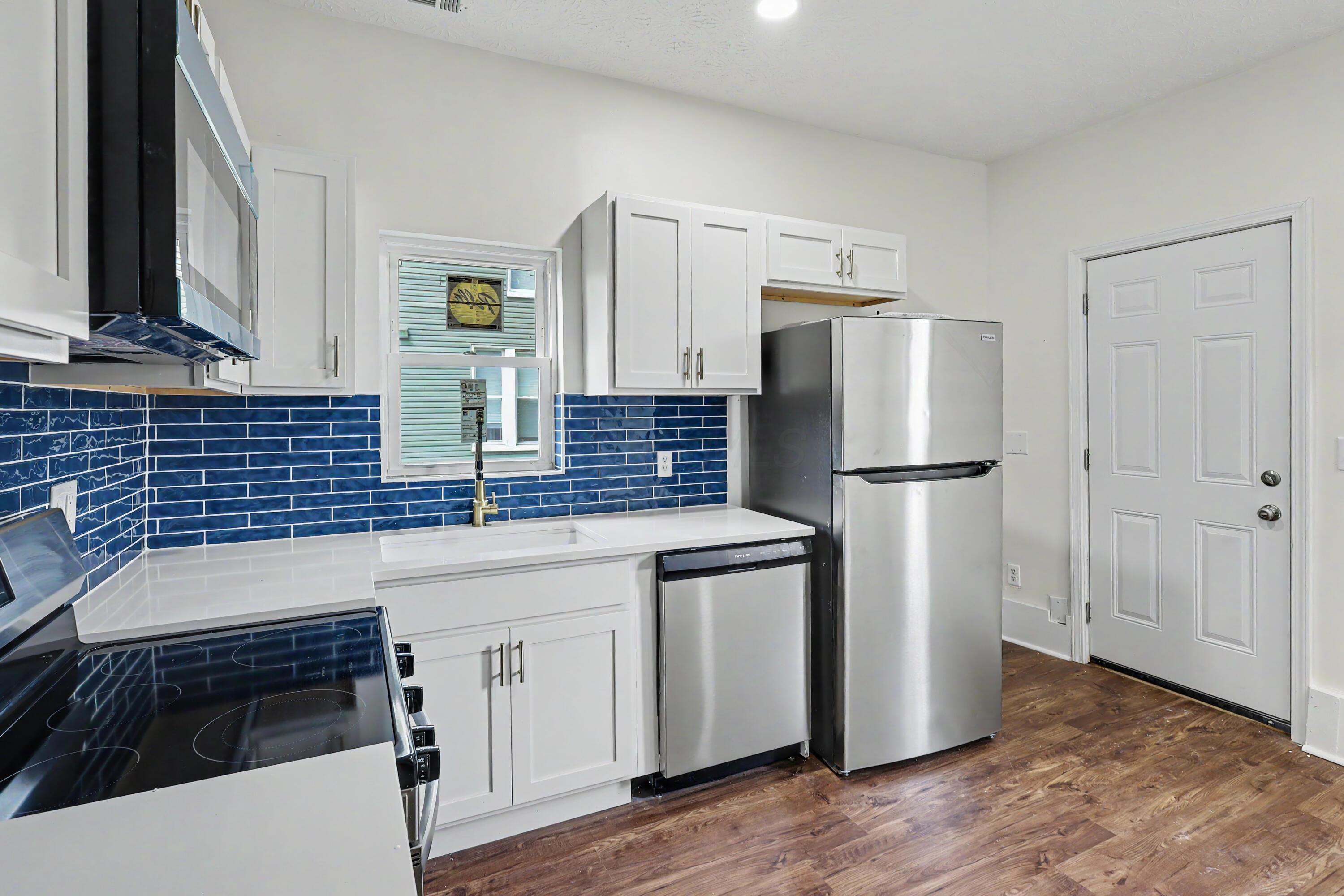 360 N Garfield Avenue, 362