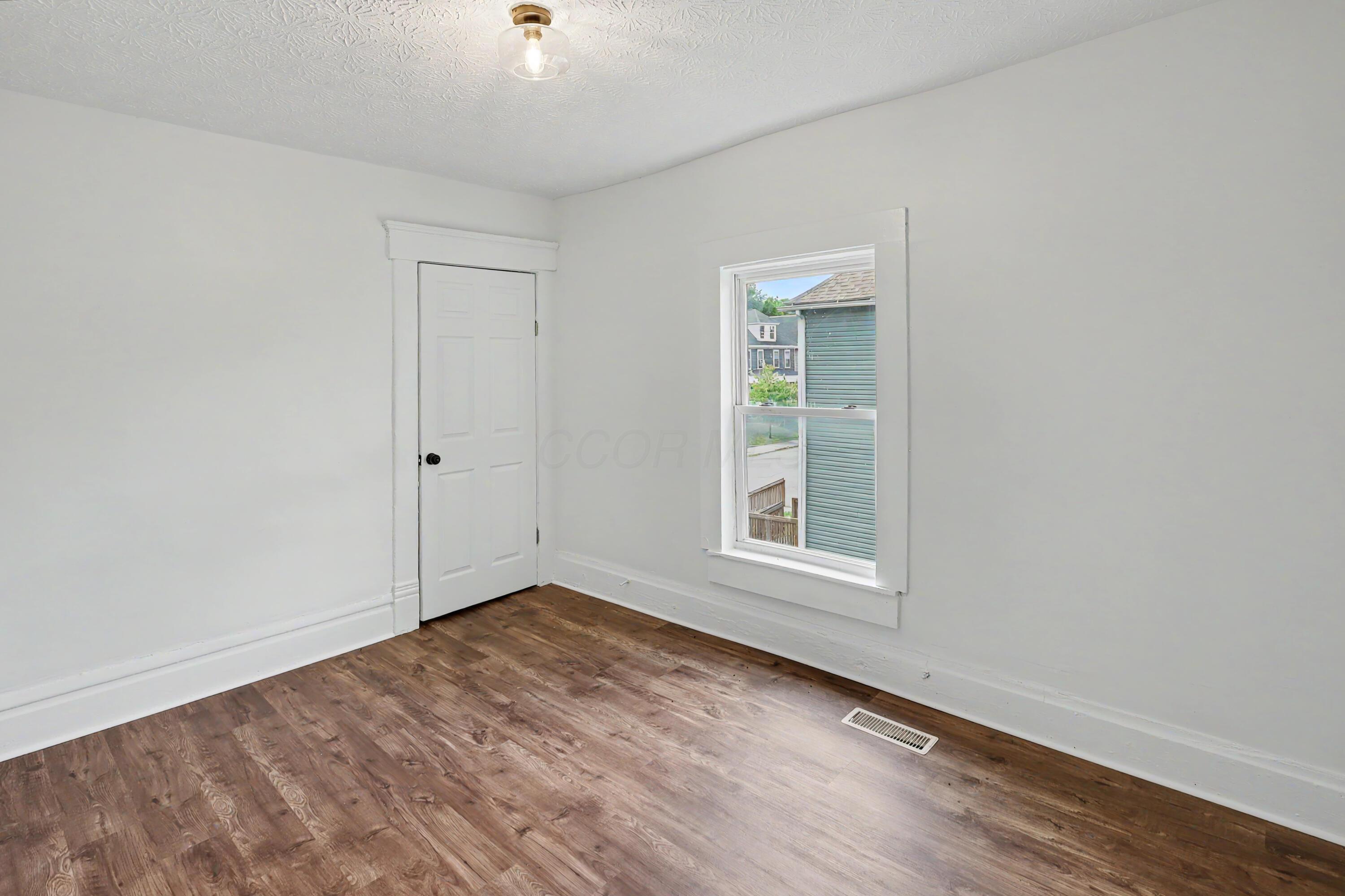 360 N Garfield Avenue, 362