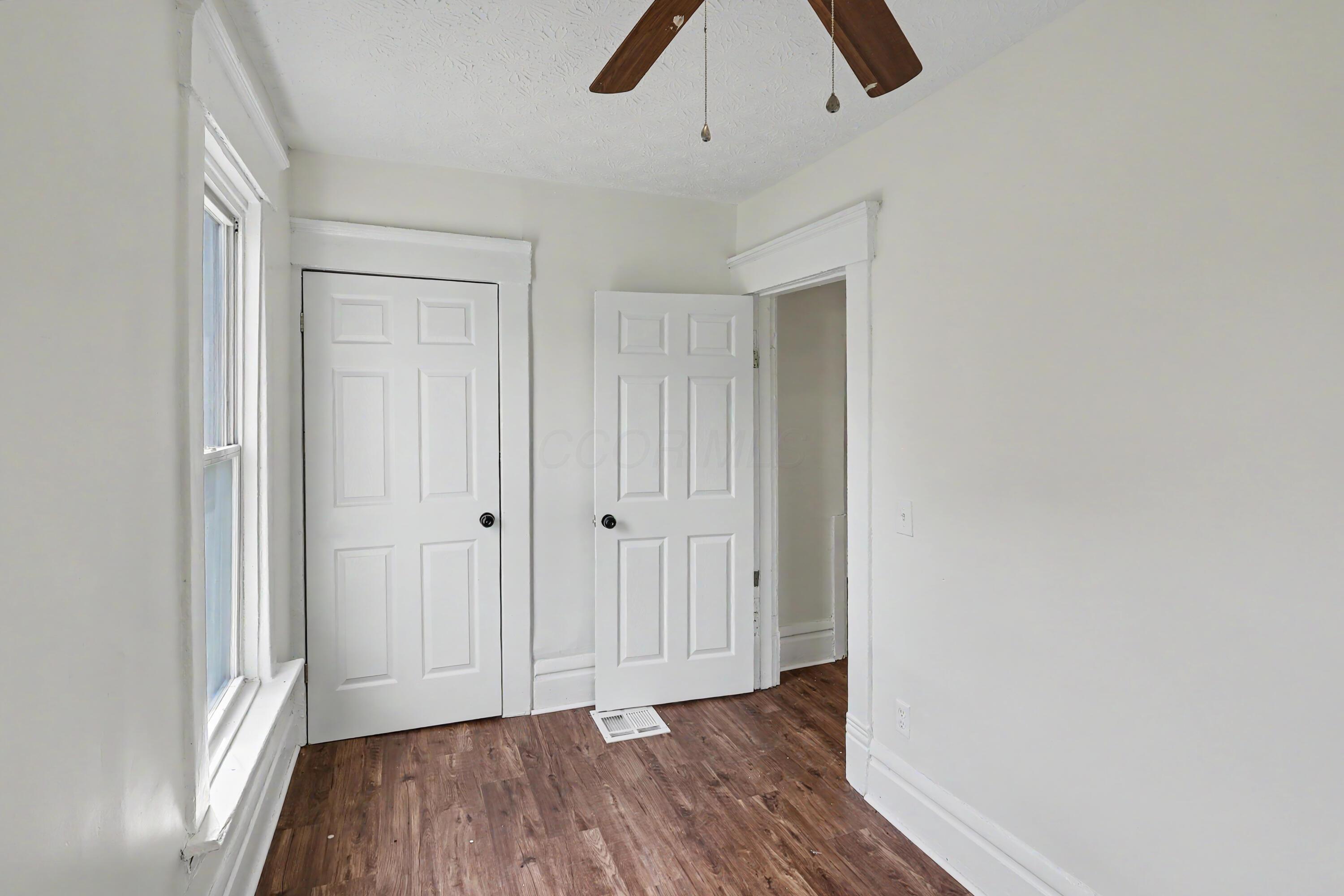 360 N Garfield Avenue, 362