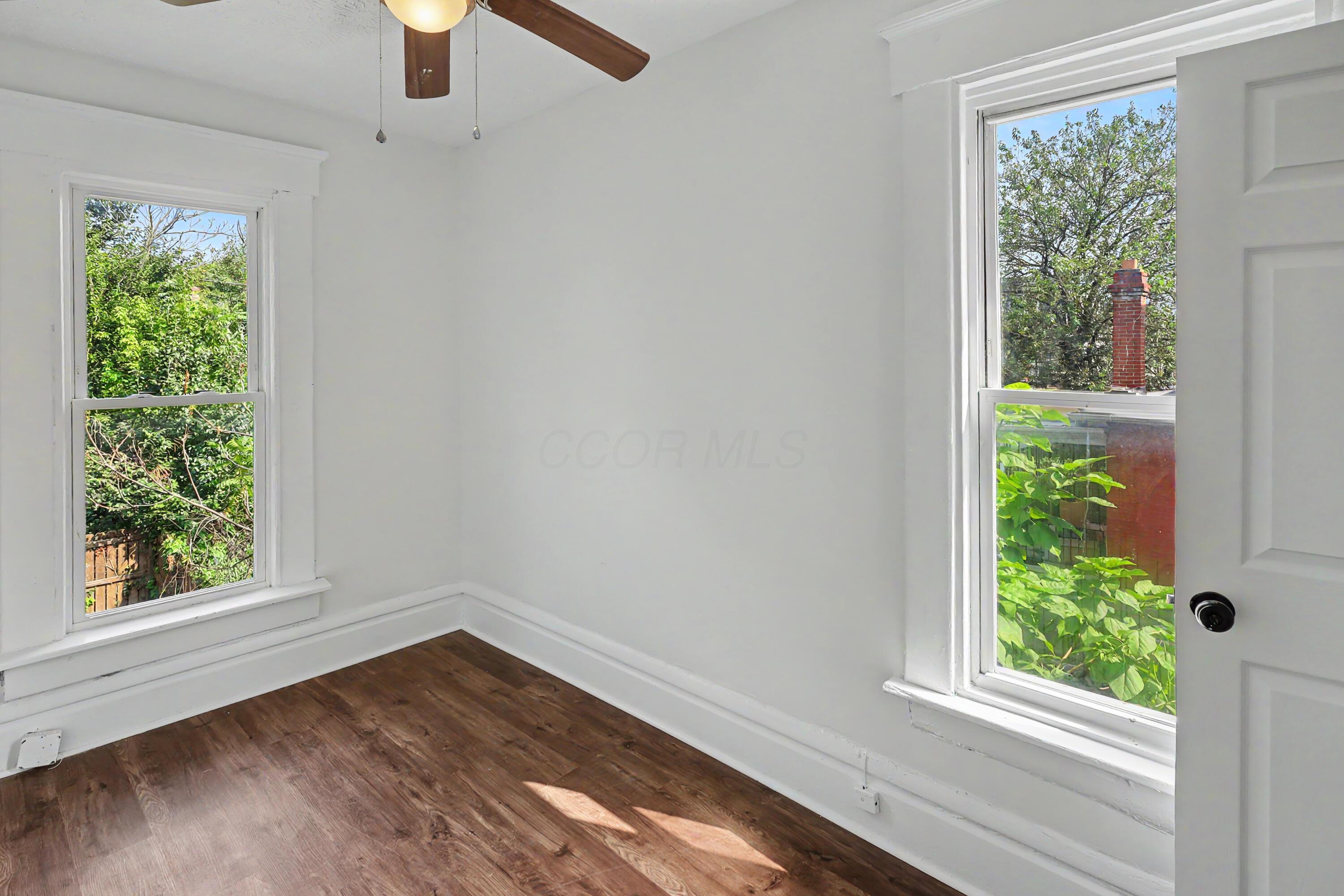 360 N Garfield Avenue, 362
