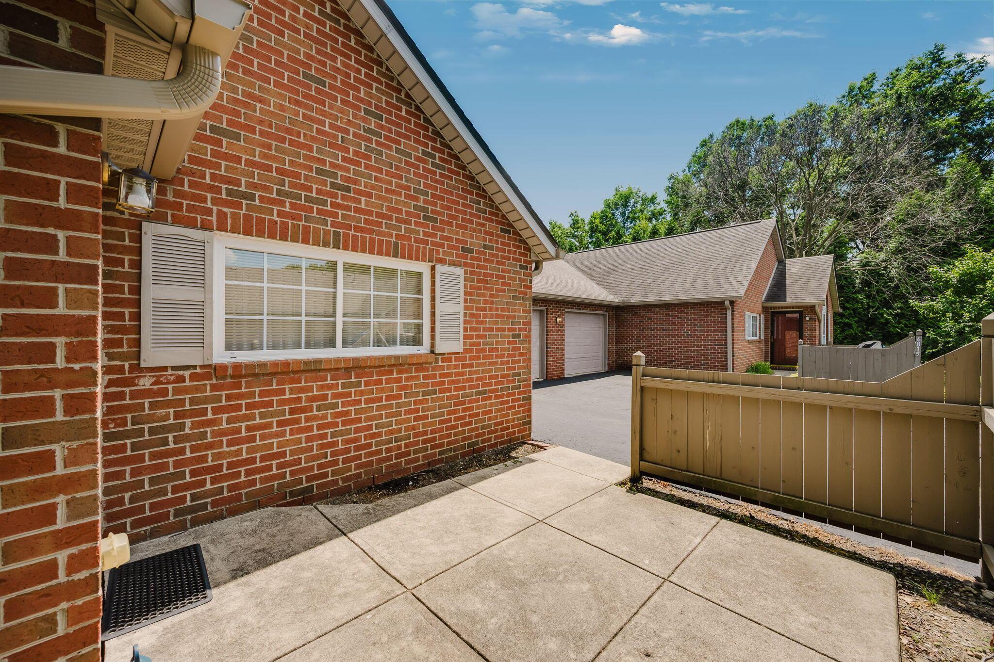 6817 Ridge Rock Drive, 13