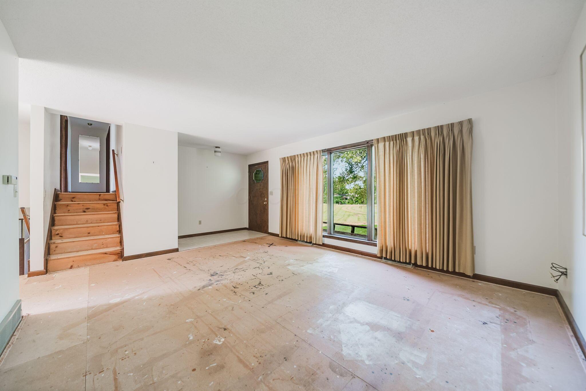 4290 Johnstown Alexandria Road
