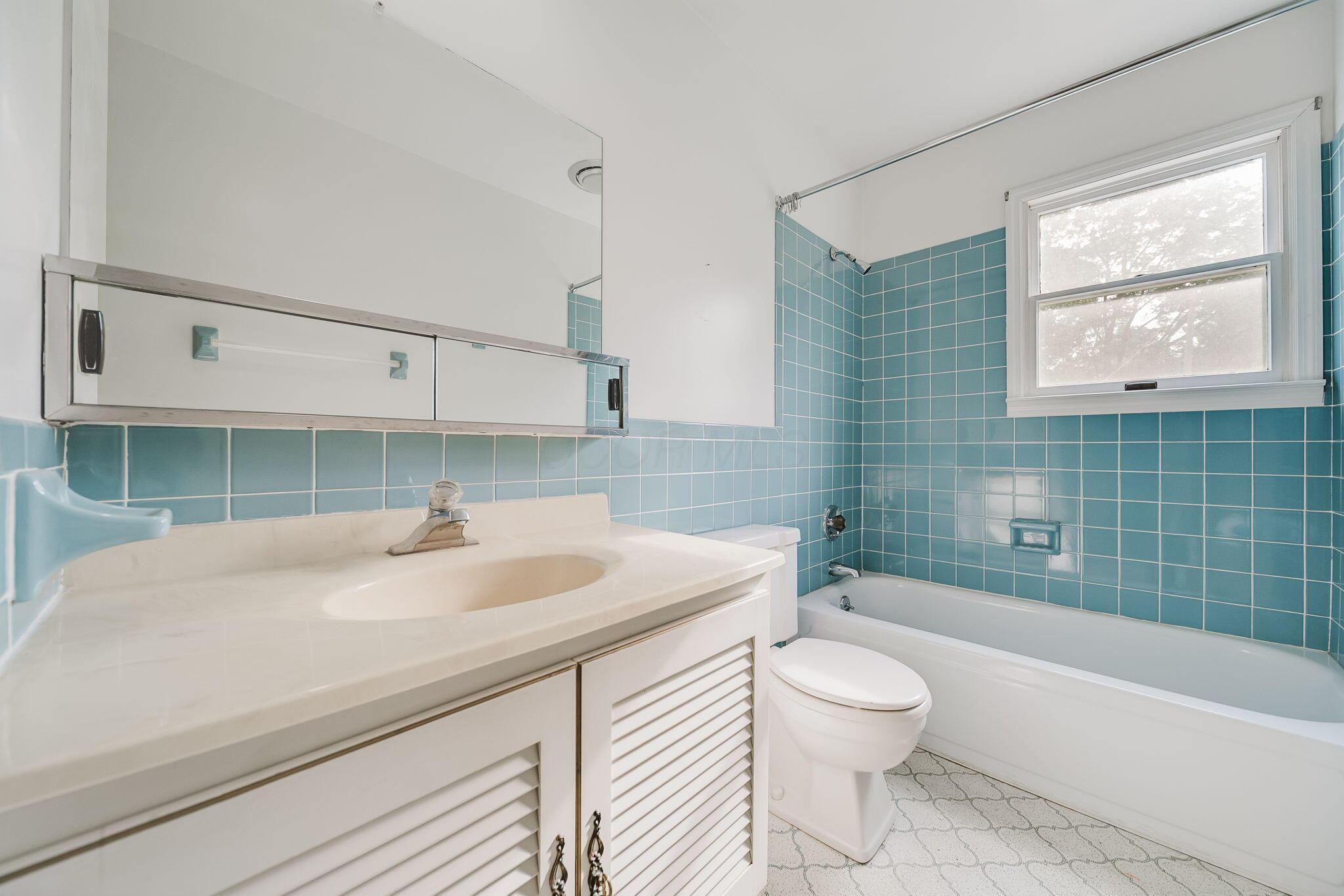 4290 Johnstown Alexandria Road