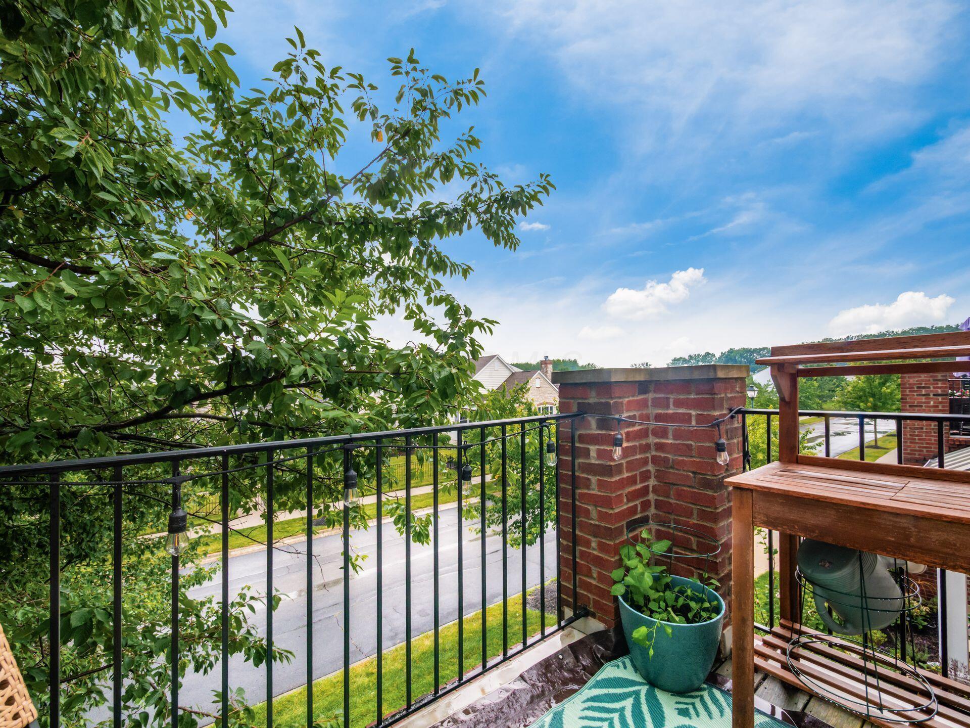 5982 Turnwood Drive, 803