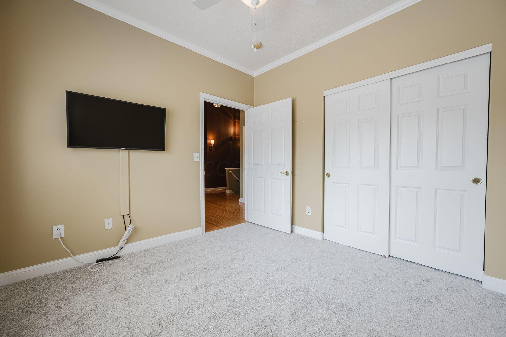 336 Wyndham Park S