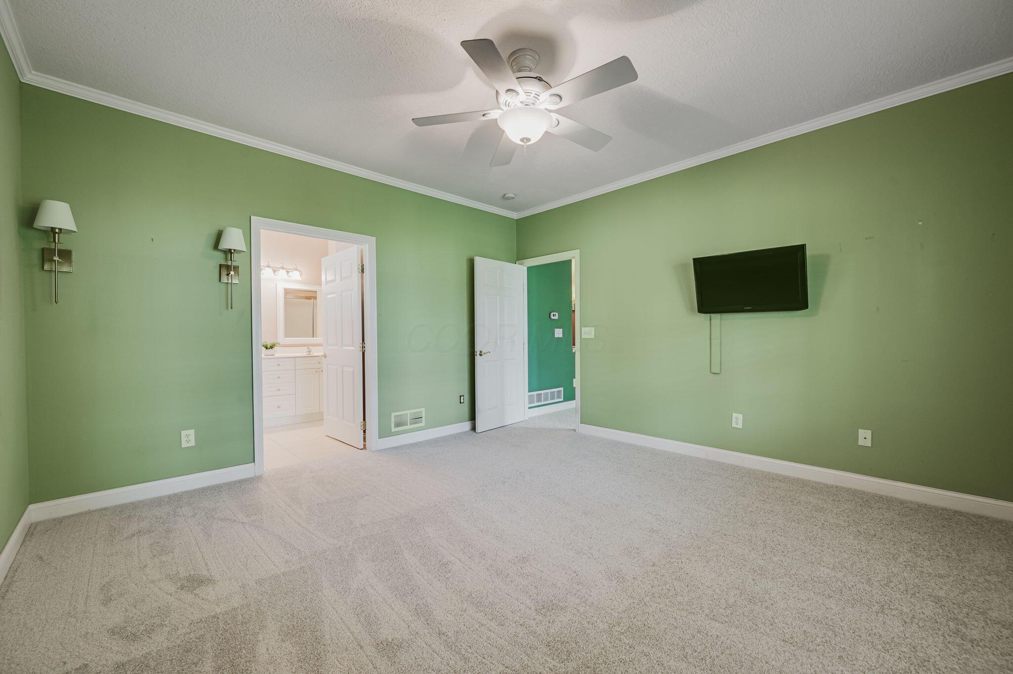336 Wyndham Park S
