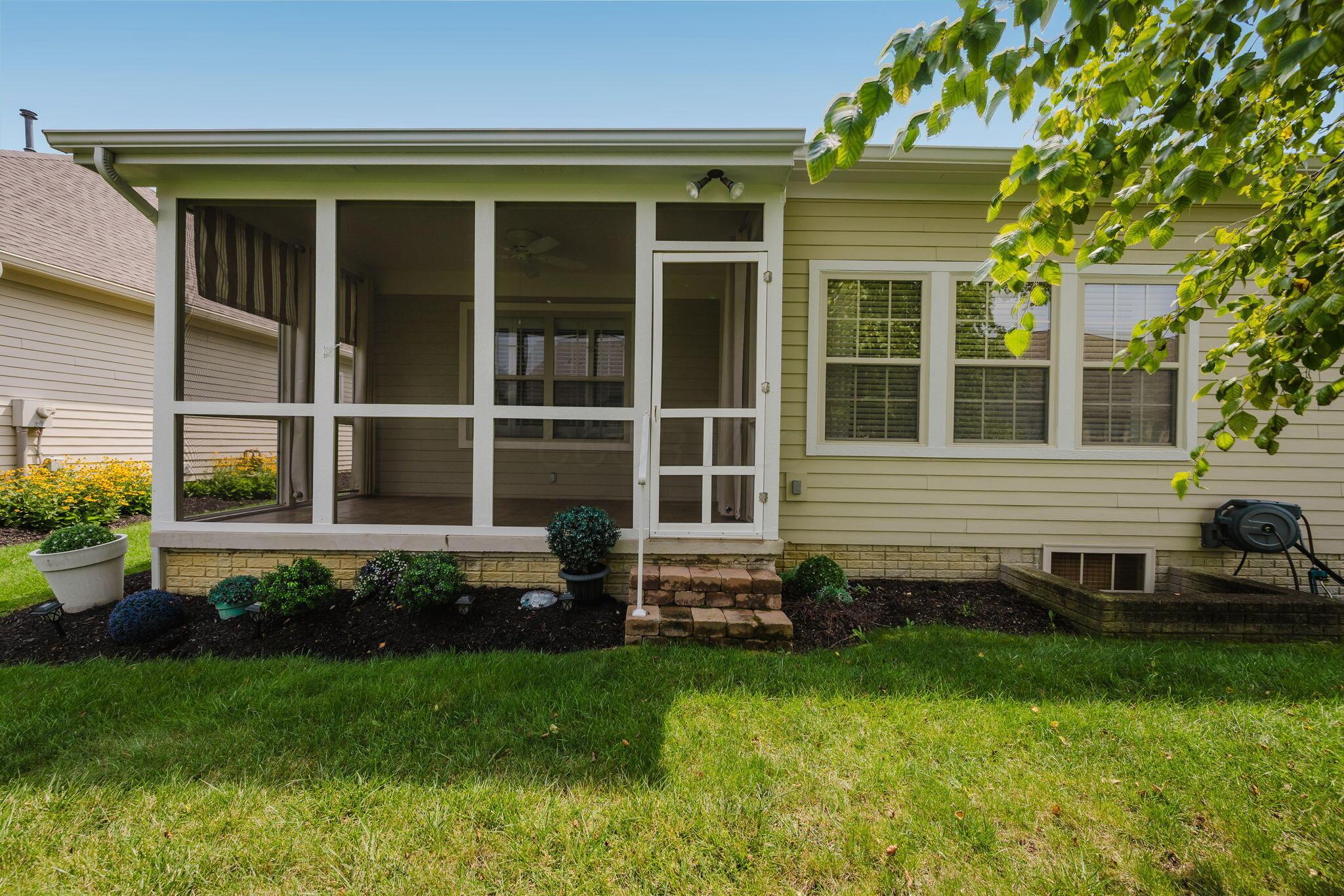 336 Wyndham Park S