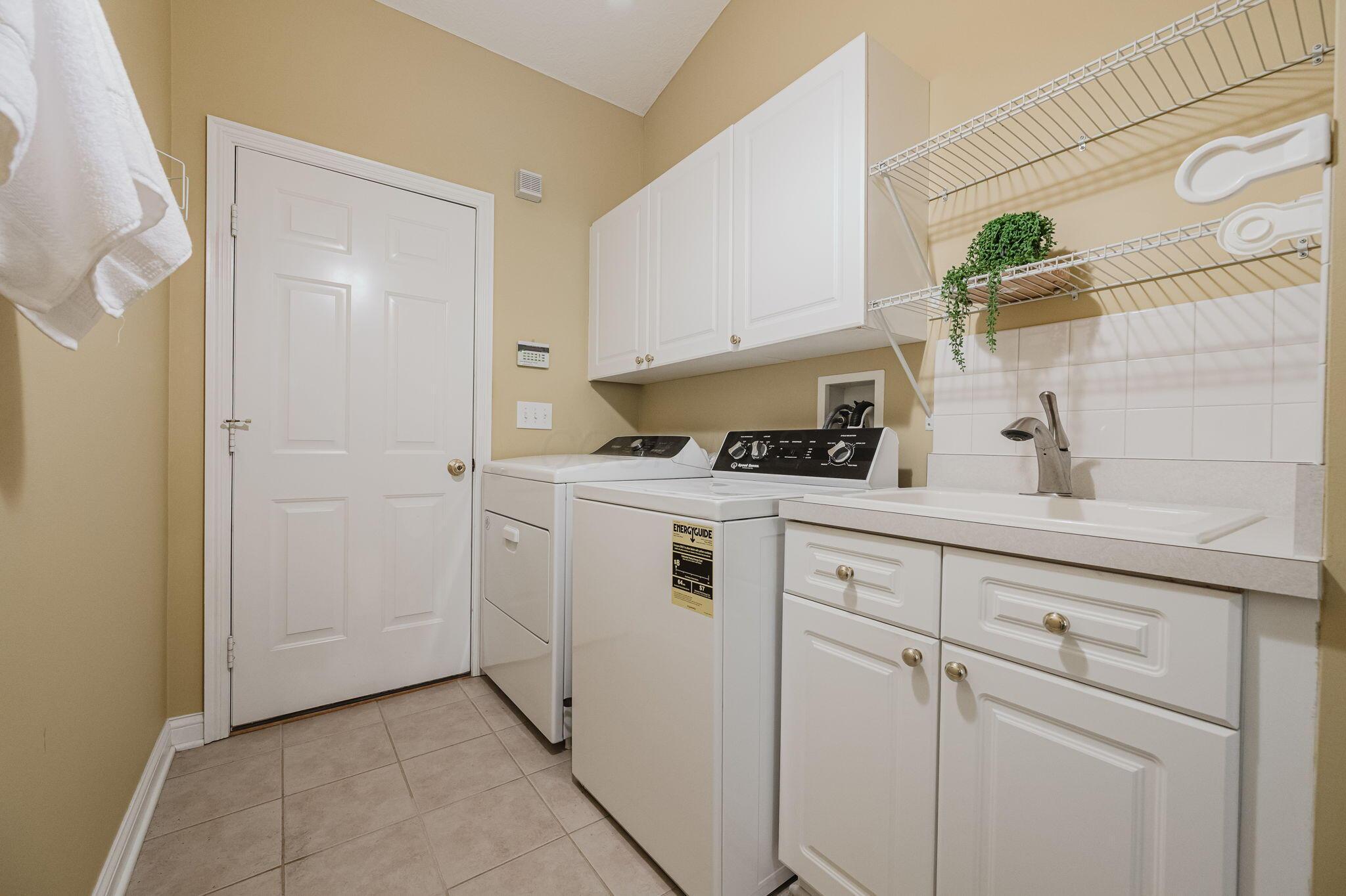 336 Wyndham Park S