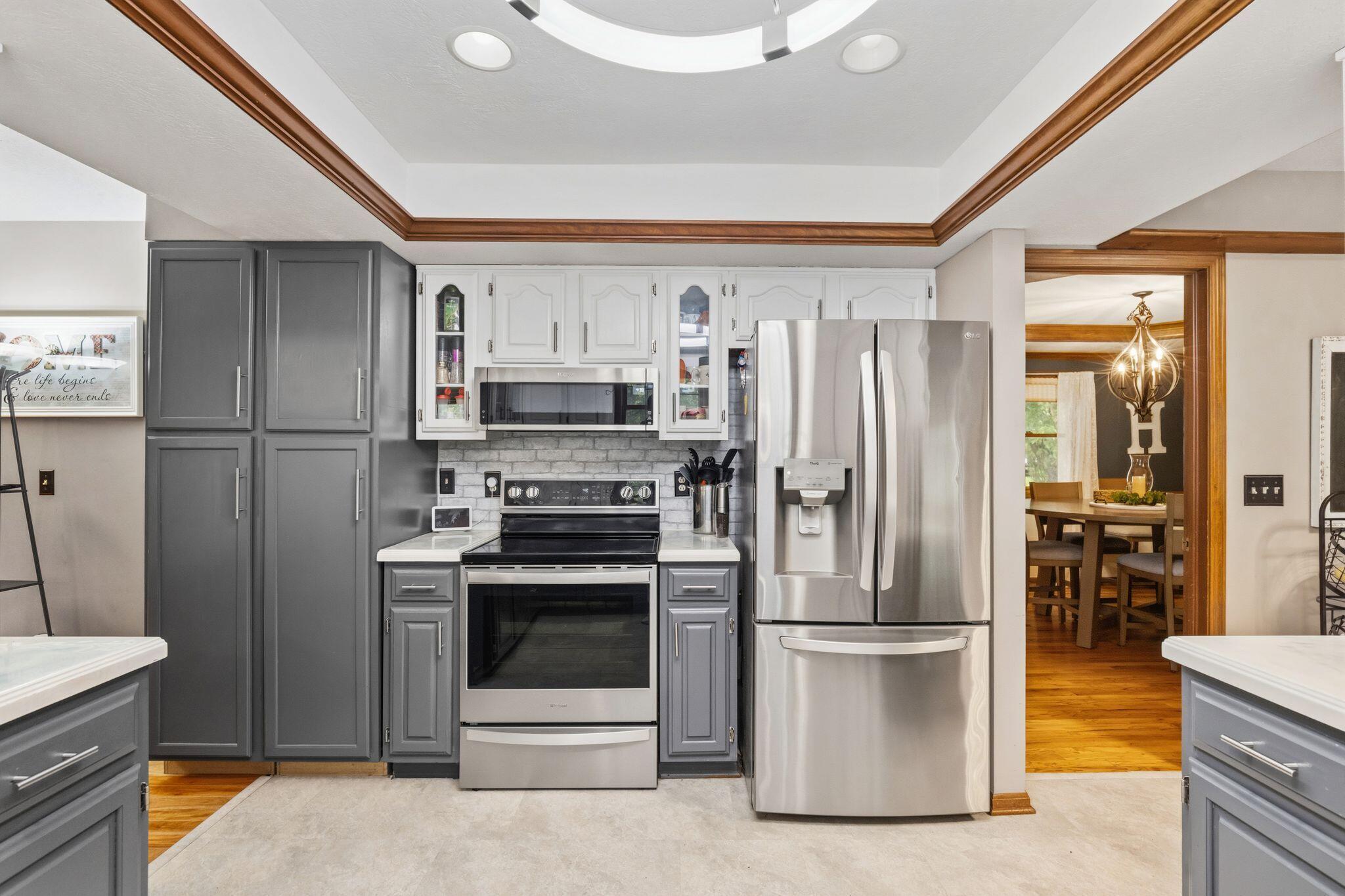 6711 Tussic Road