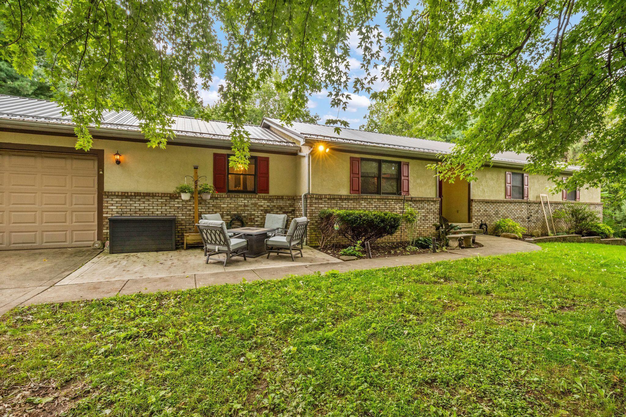 6711 Tussic Road