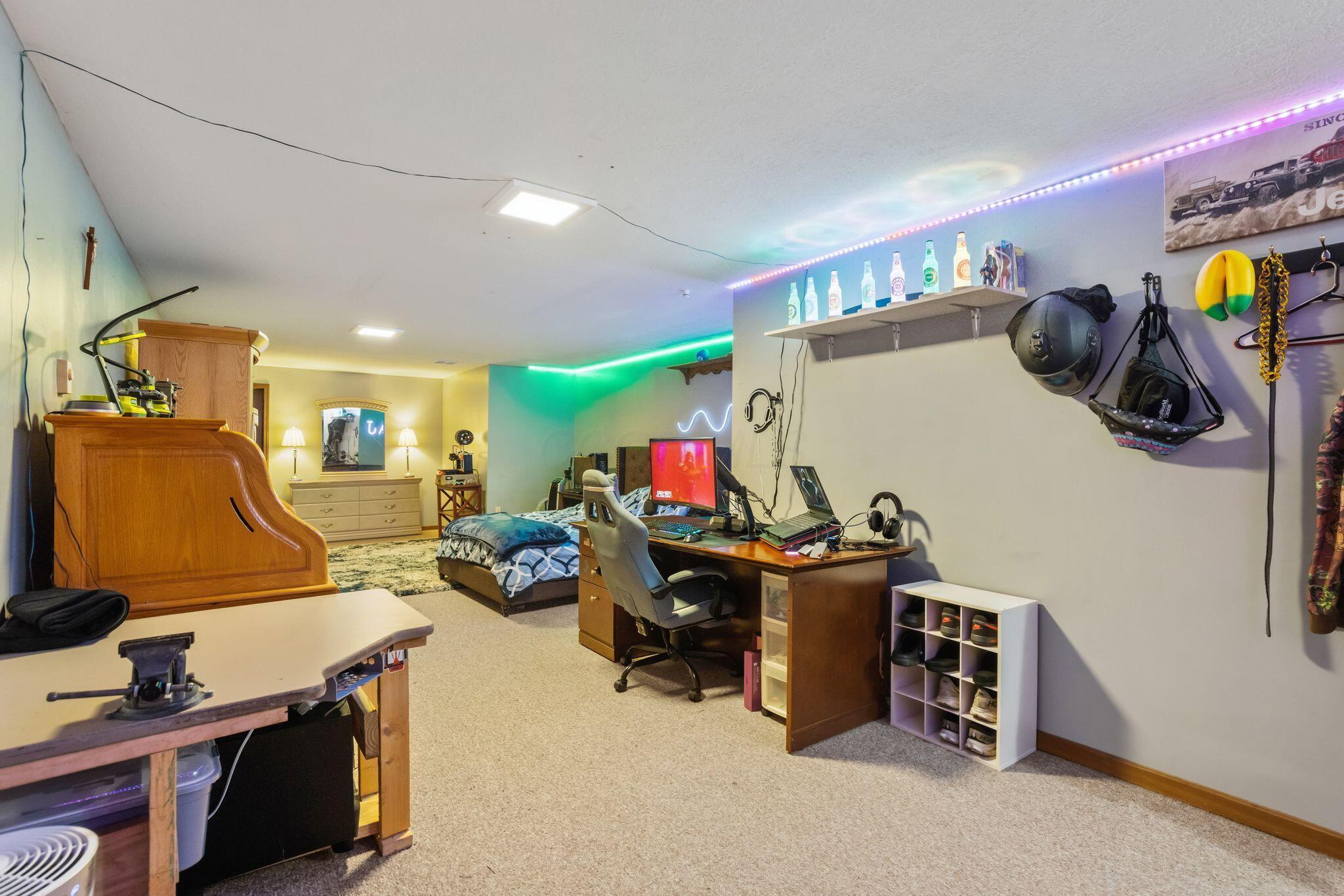 6711 Tussic Road