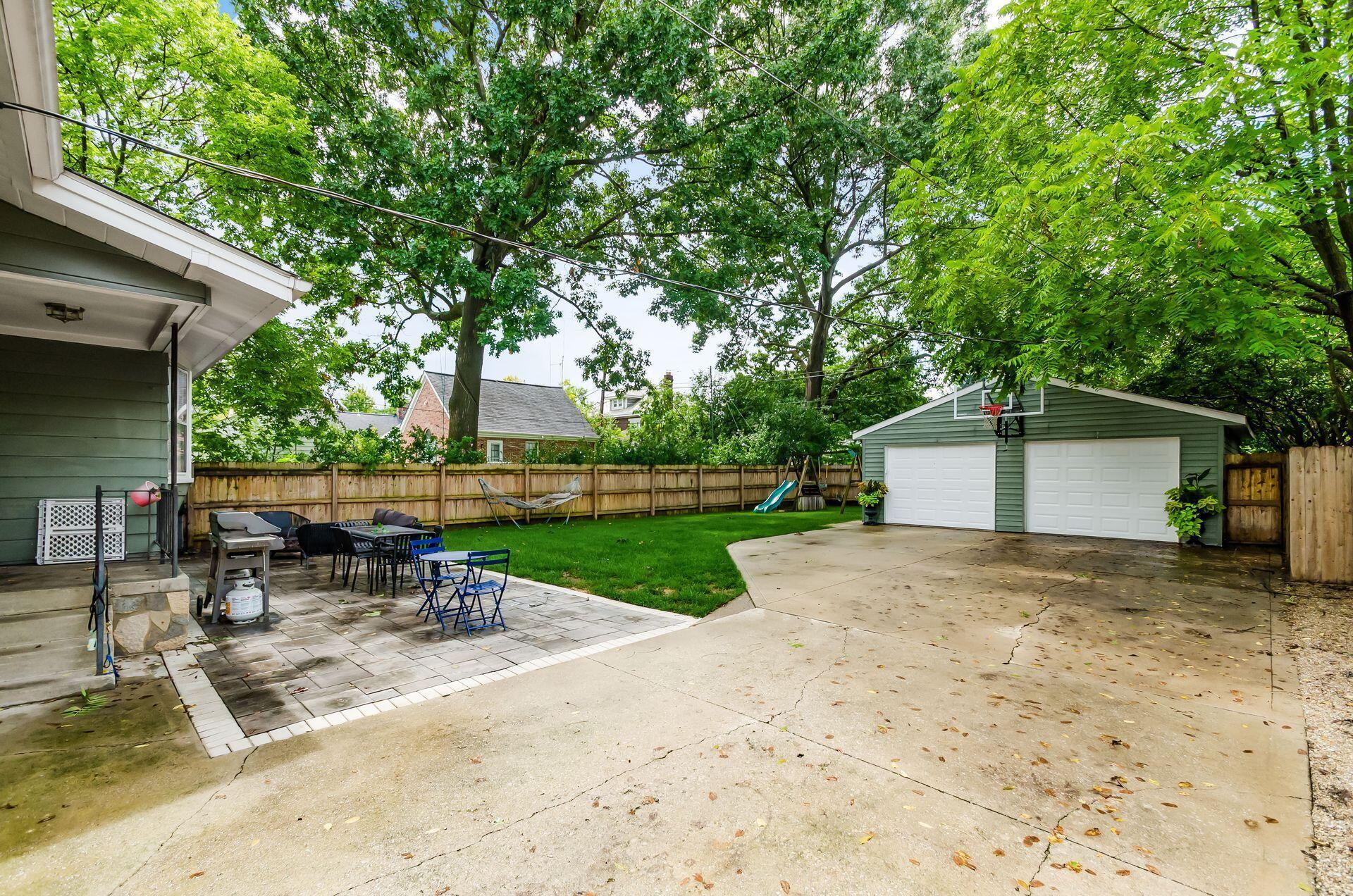 1251 Ashland Avenue