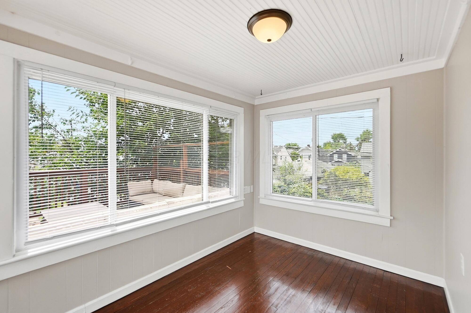 115 E Hinman Avenue