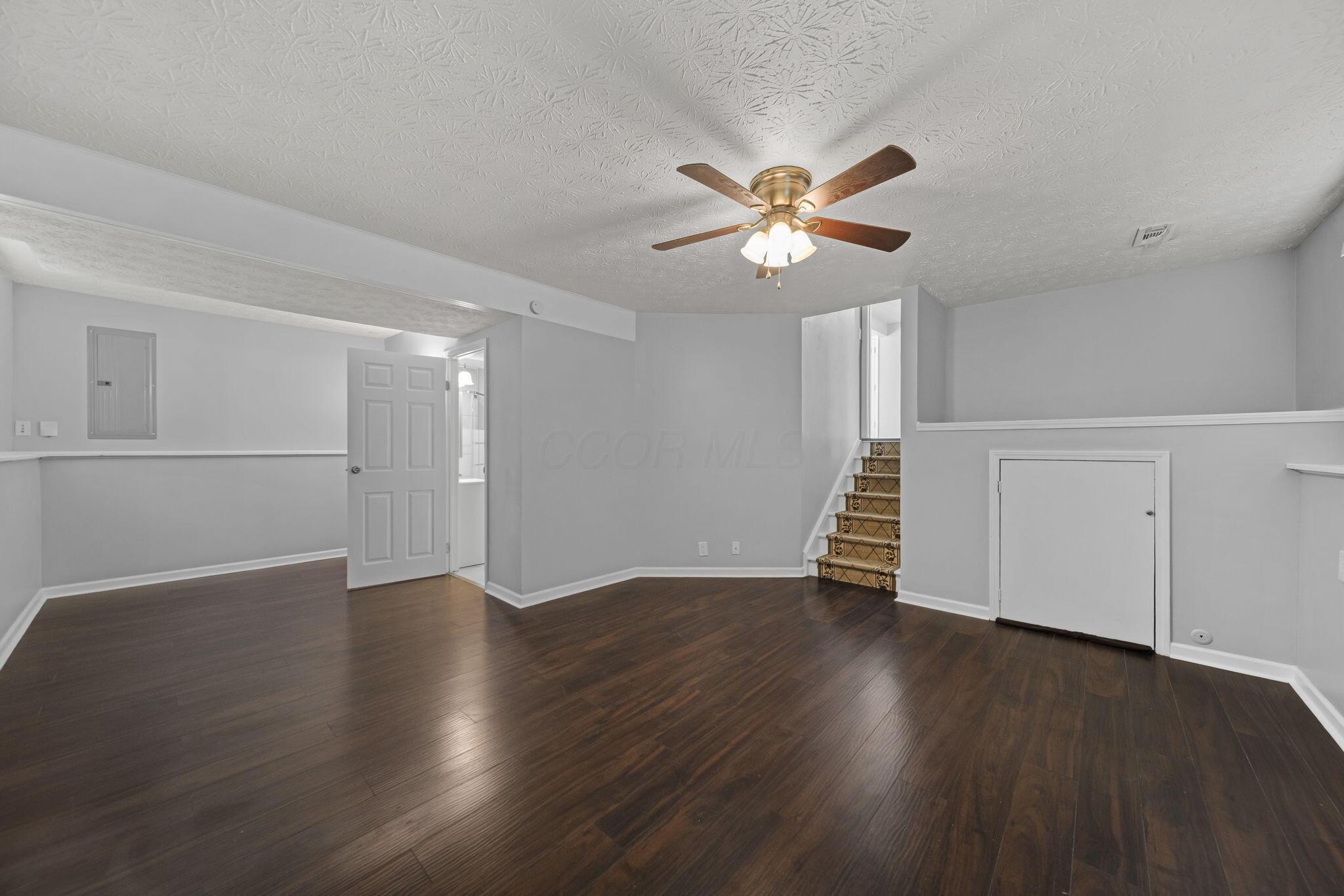4431 Hickory Wood Drive