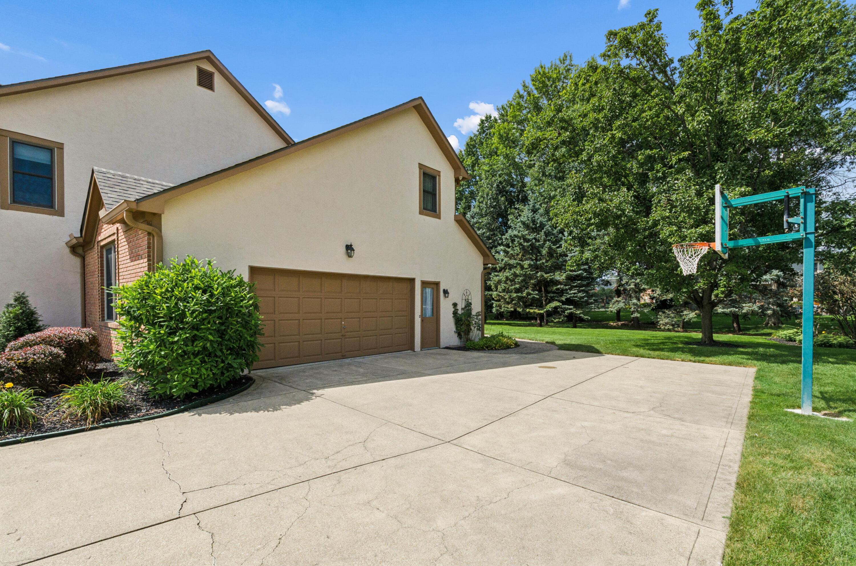 2745 Barharbor Court