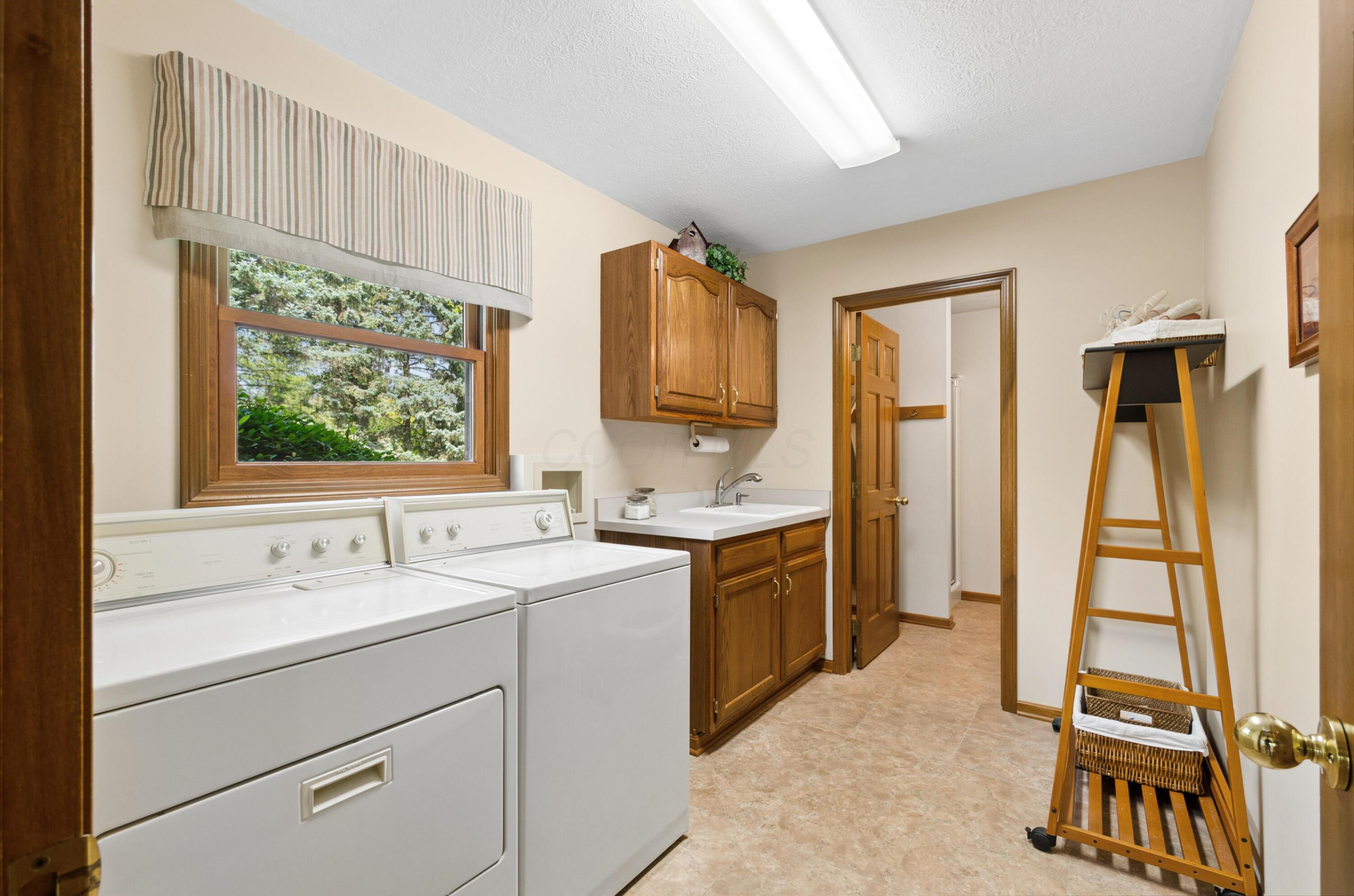 2745 Barharbor Court