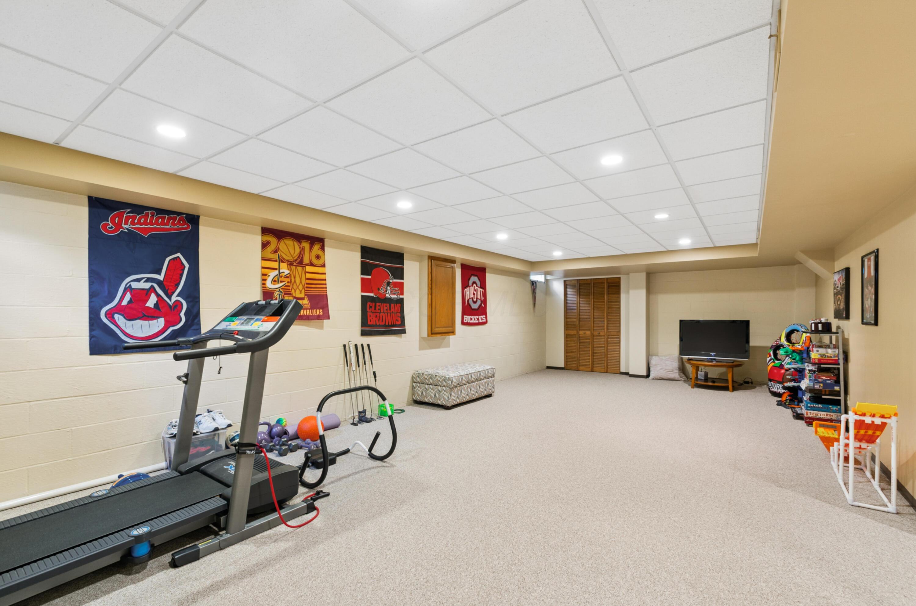 2745 Barharbor Court