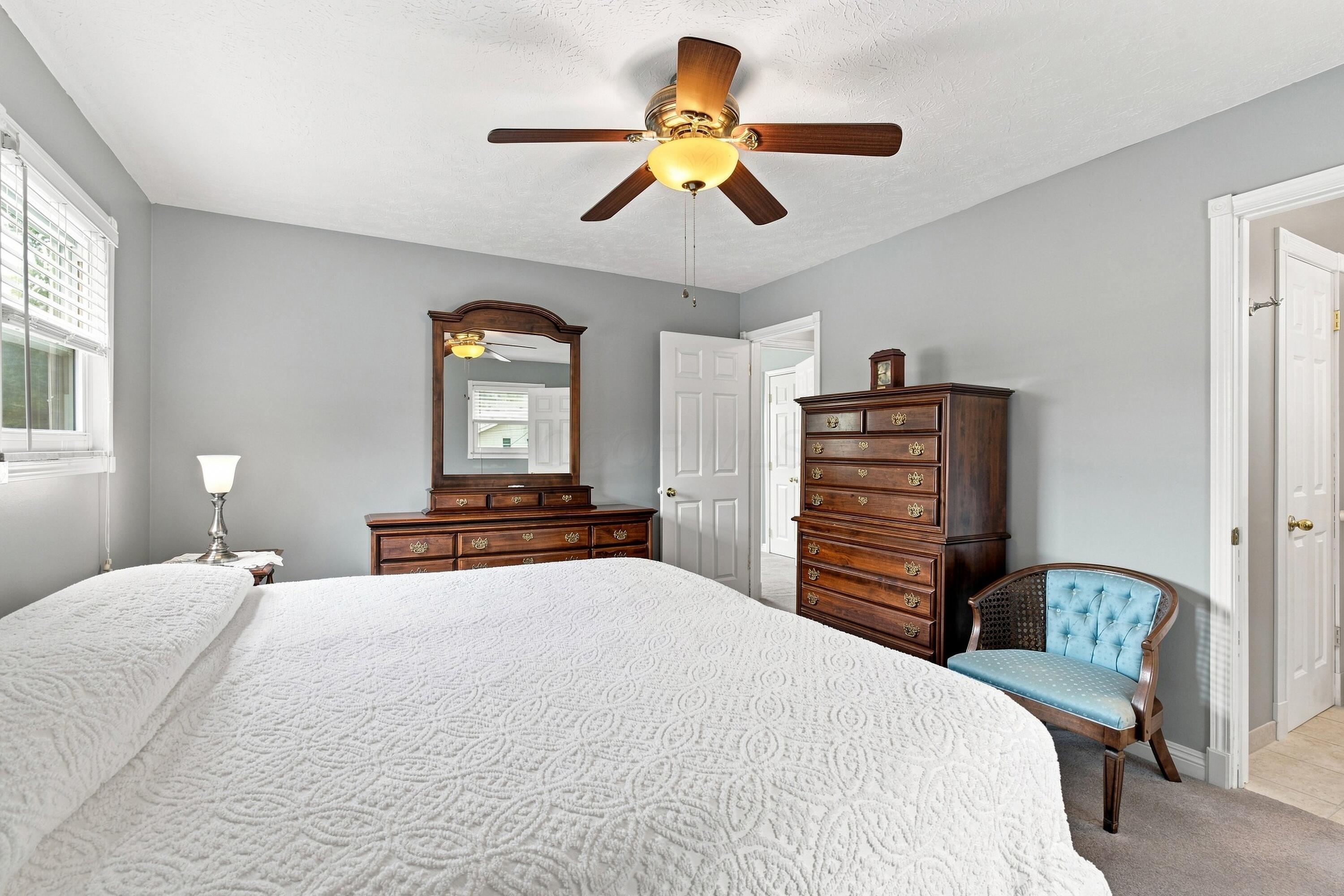 261 Brookhaven Drive E