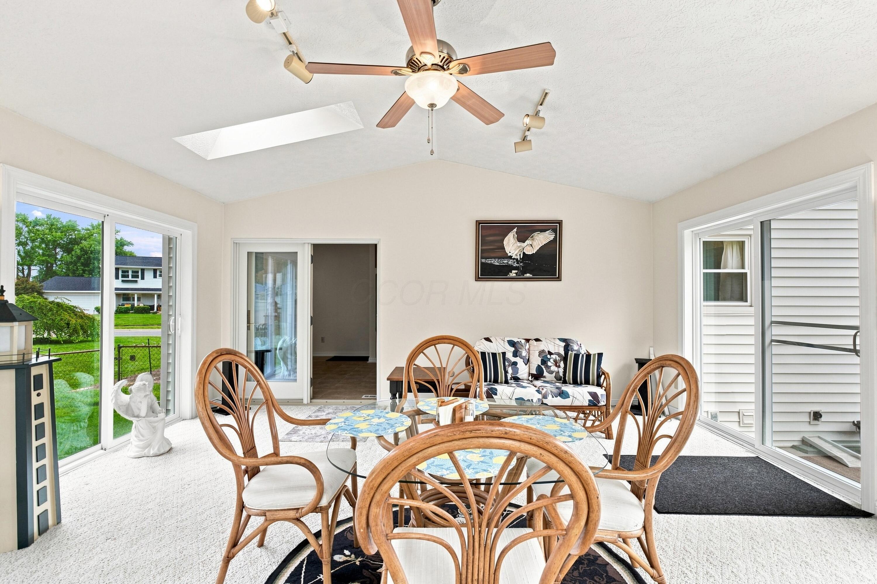 261 Brookhaven Drive E