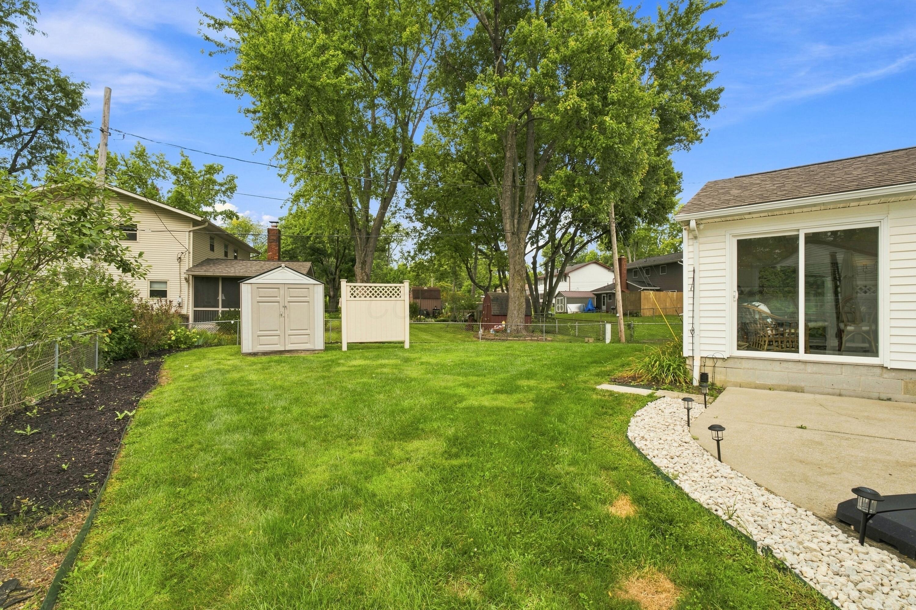 261 Brookhaven Drive E