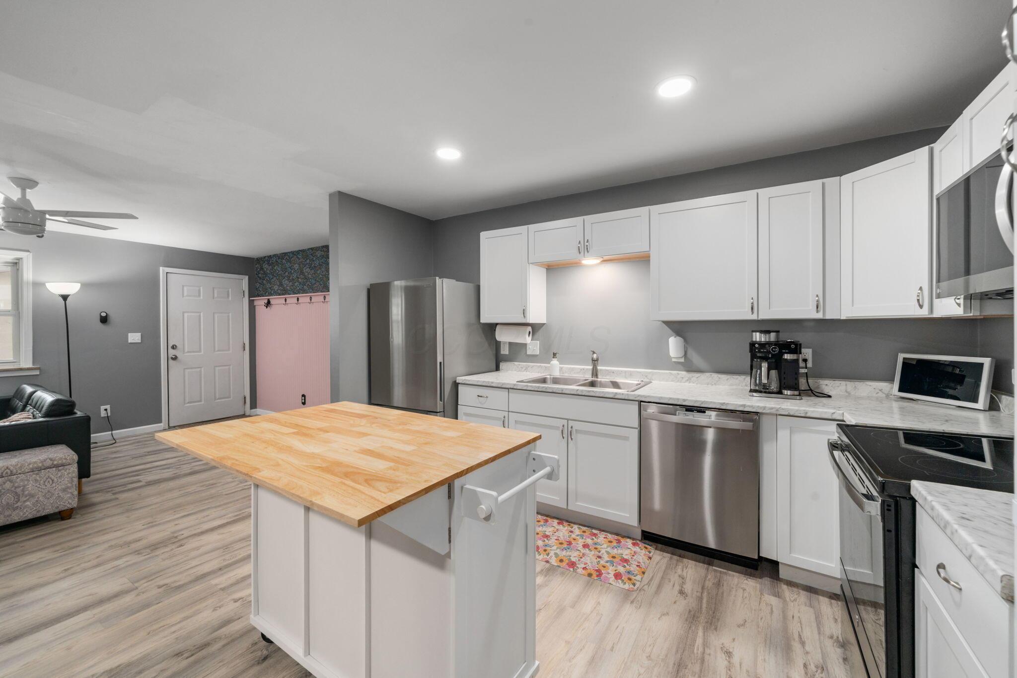 2255 Cherokee Drive
