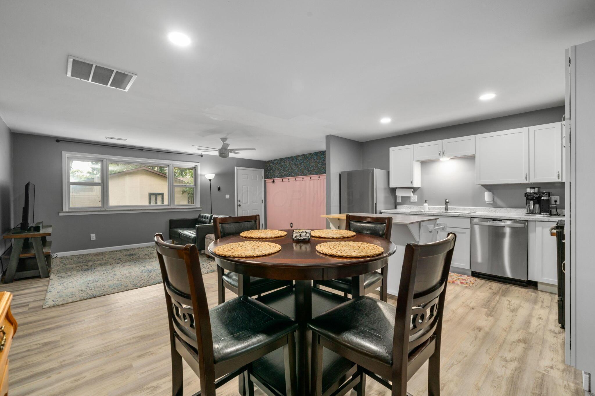 2255 Cherokee Drive