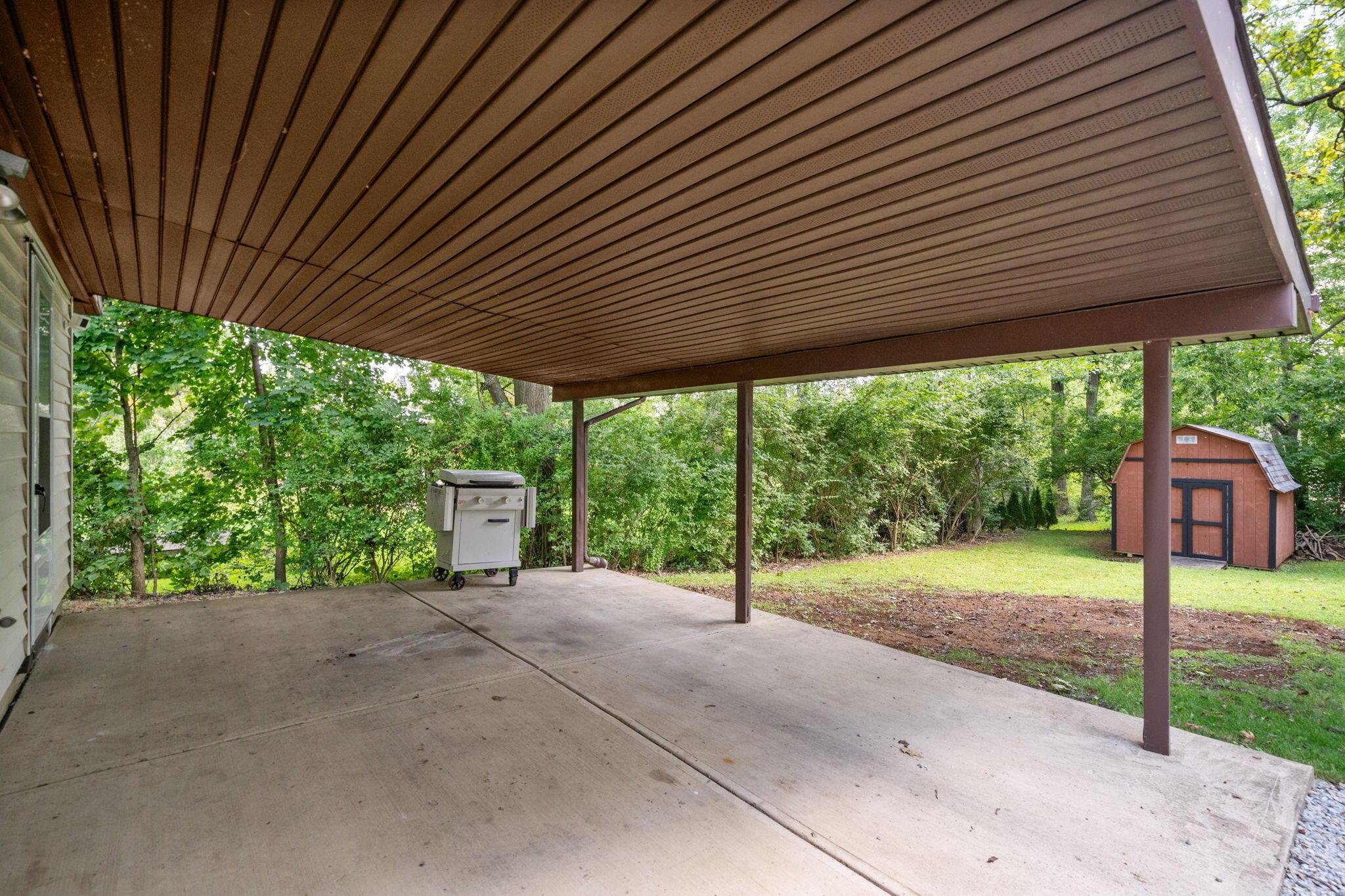 2255 Cherokee Drive