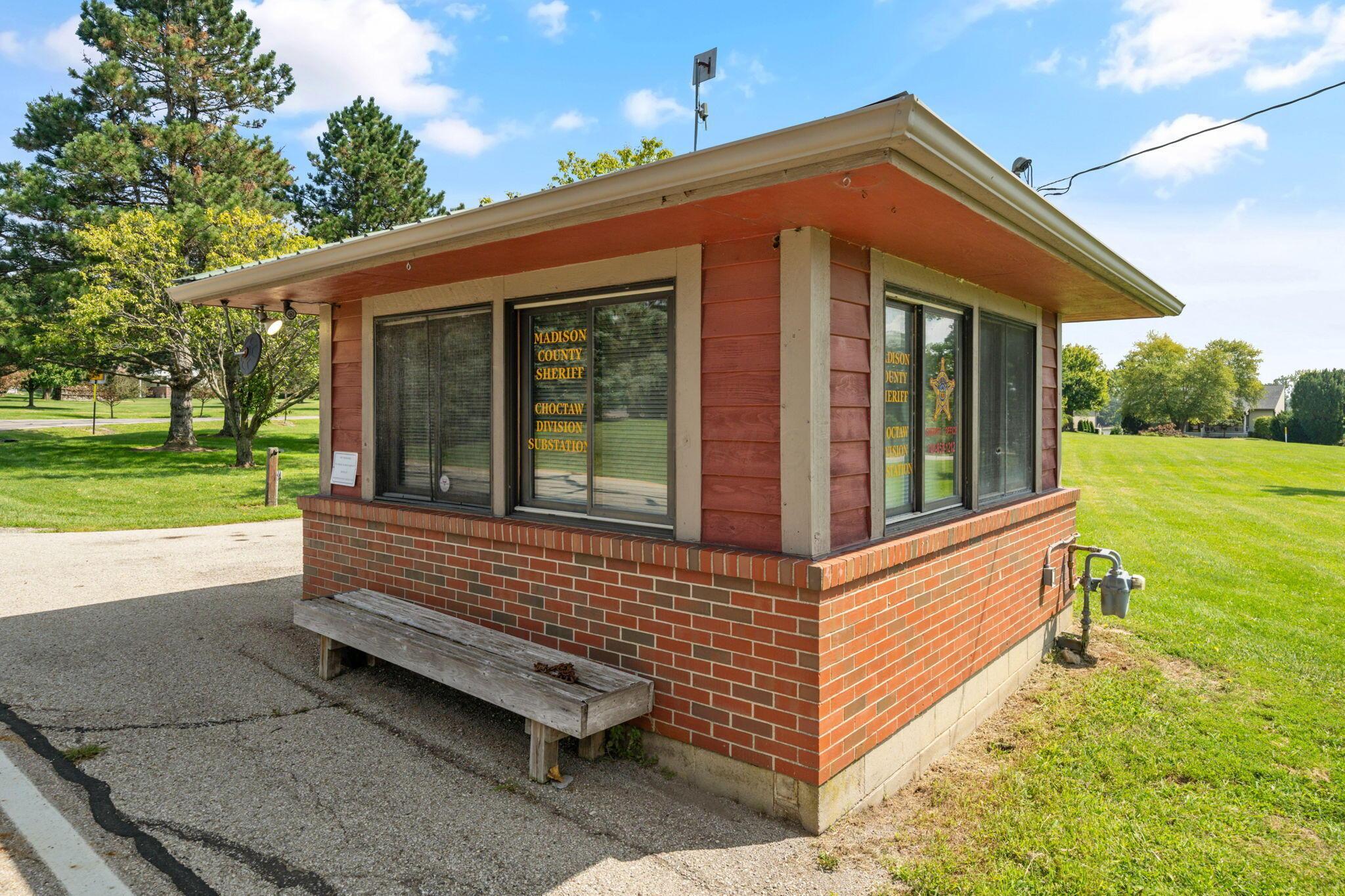 2255 Cherokee Drive