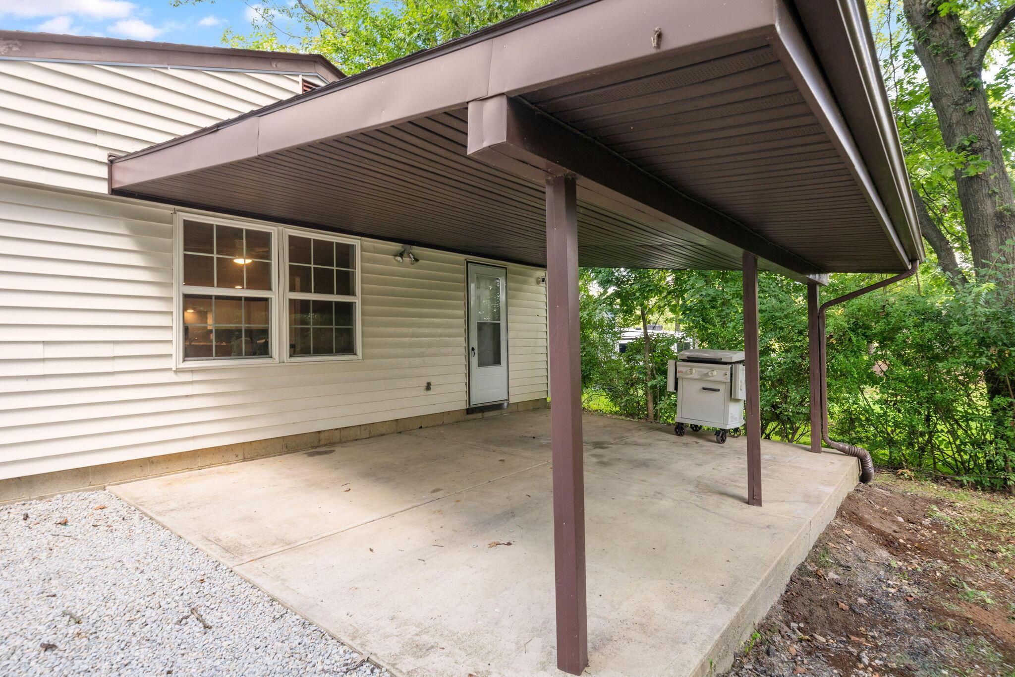2255 Cherokee Drive