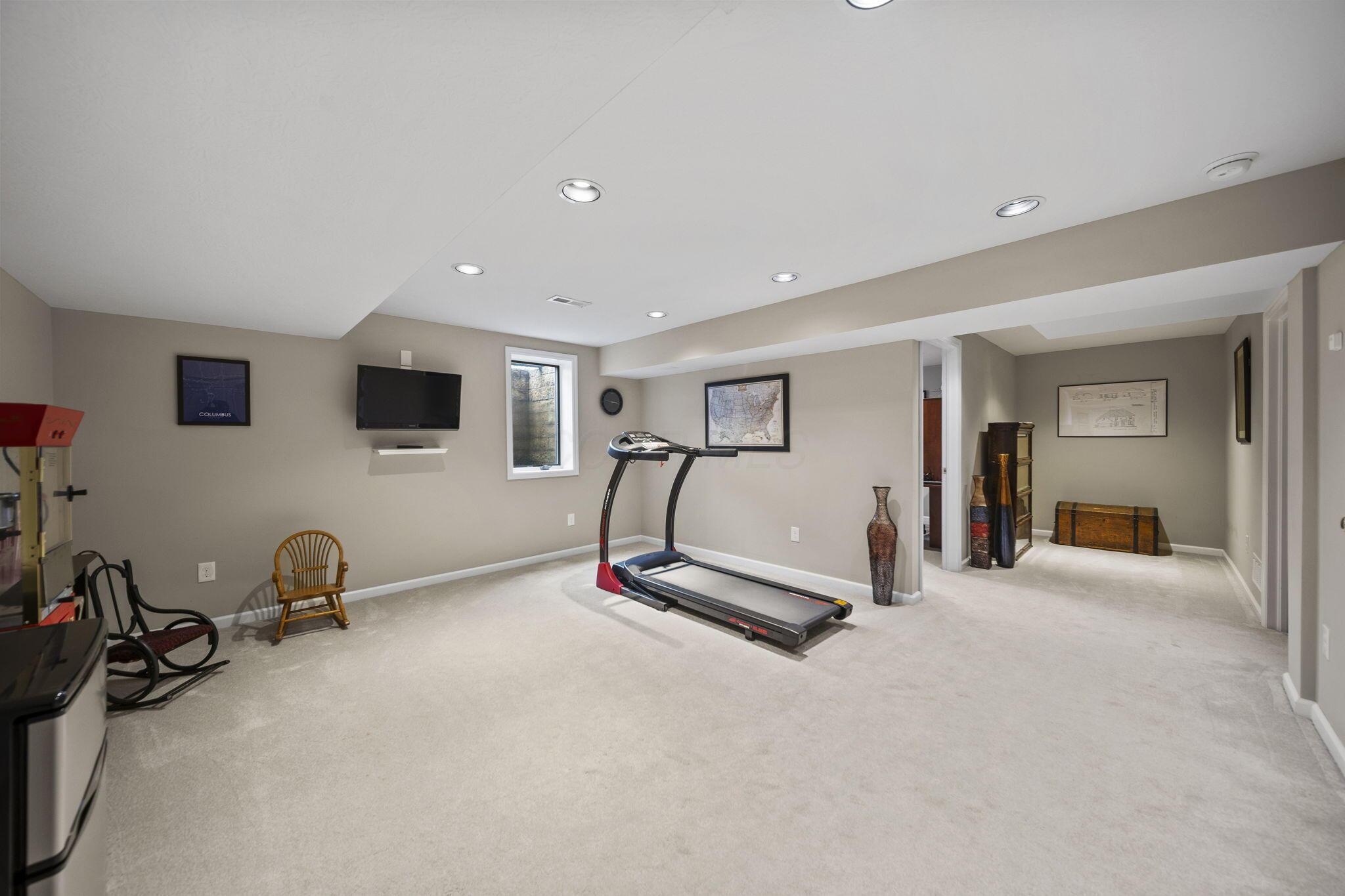8302 Danbridge Way