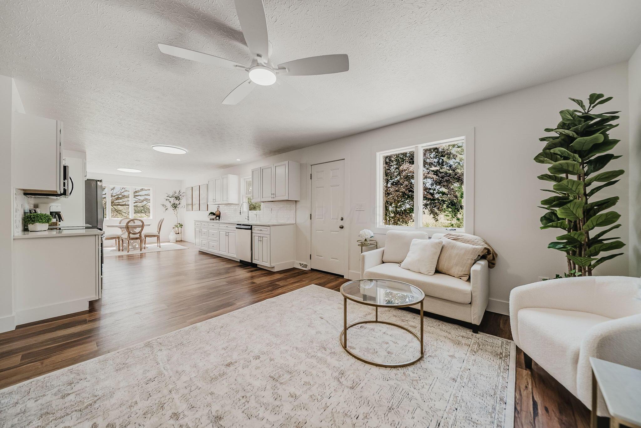 13480 Robins Road